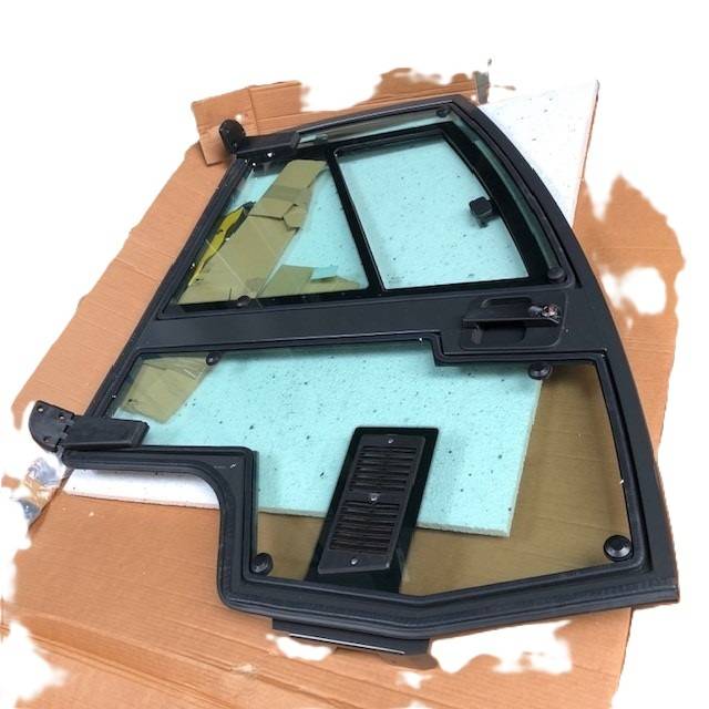 Right door for Nissan NISSAN 1D1/1D2 (80100-GJ36A)