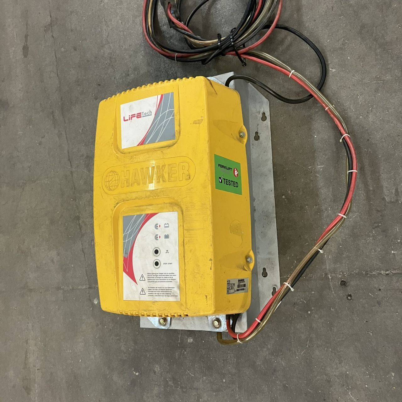 Hawker 24V/70A Lifetech Hawker 24V/70A Lifetech