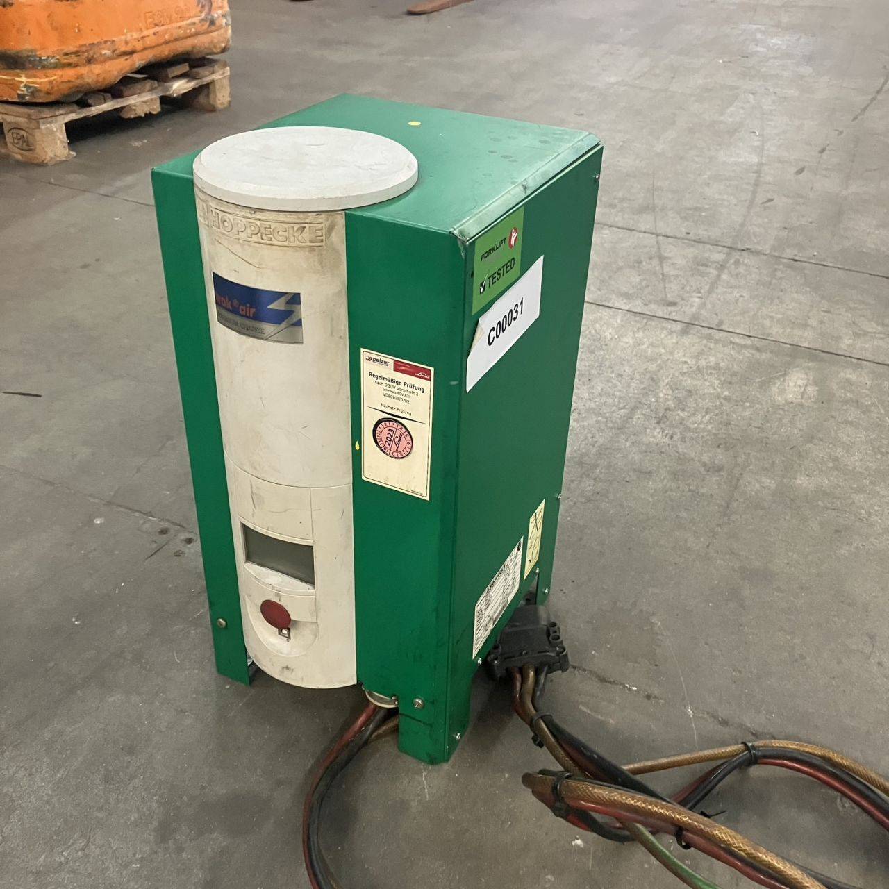 Hoppecke E230 G24/50 B-F14 HO-HF Trak Air Hoppecke E230 G24/50 B-F14 HO-HF Trak Air