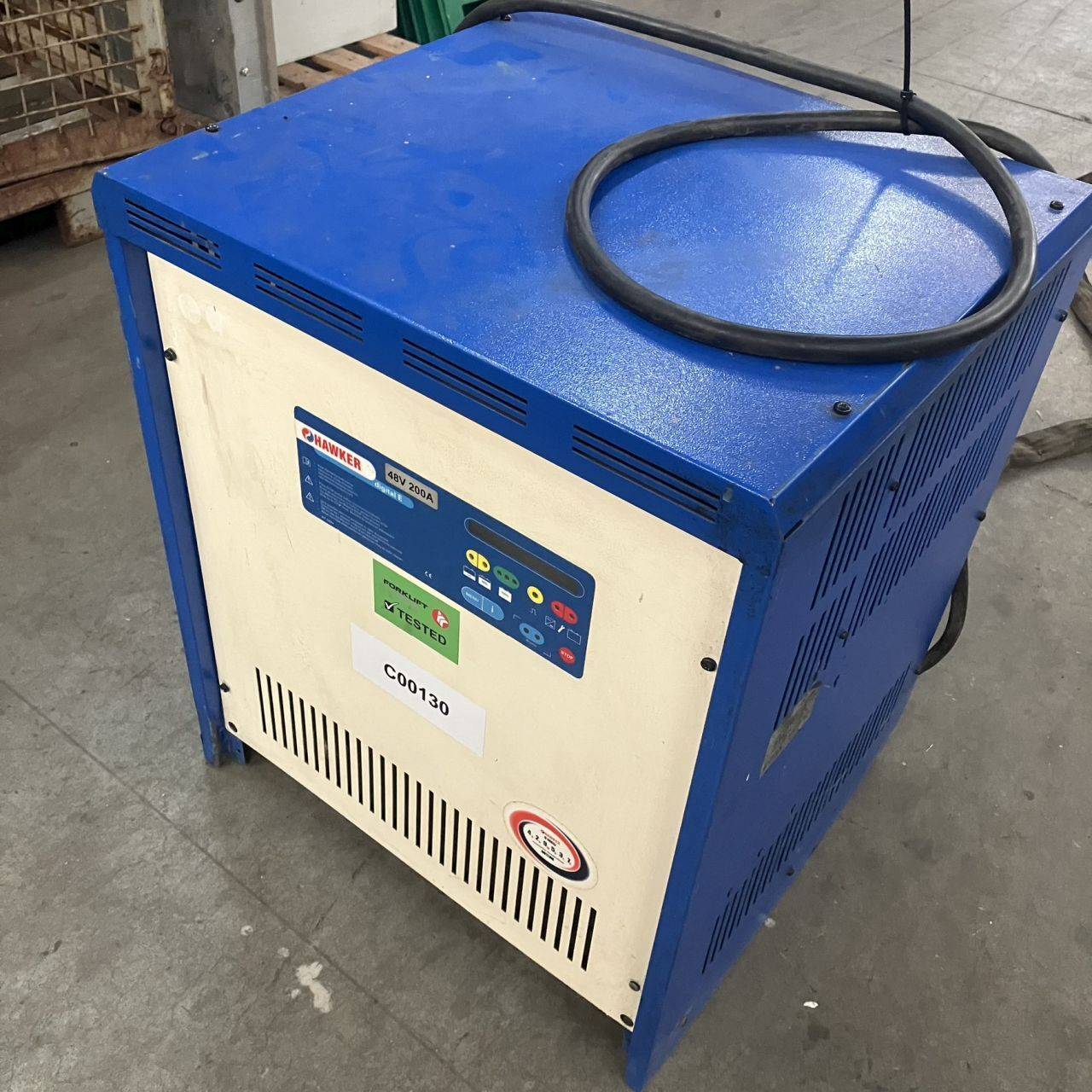 Hawker 48V/200A (2) Hawker 48V/200A