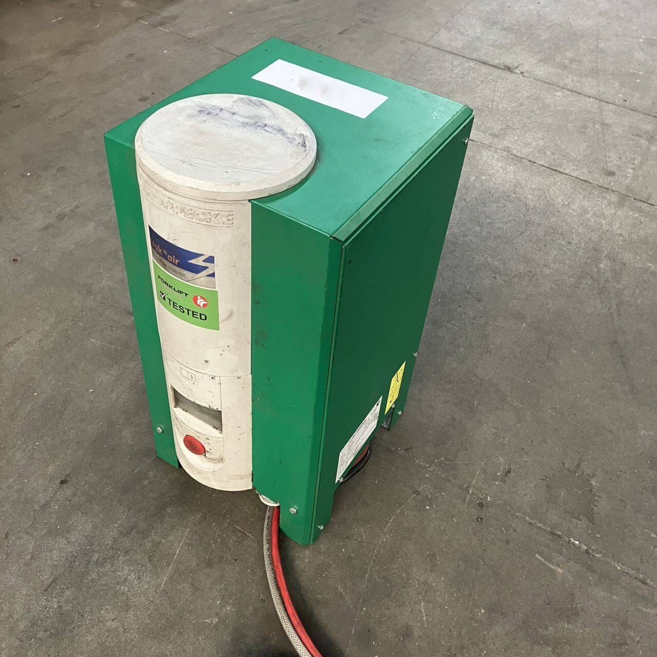 Hoppecke E230 G24/50B-F14FHO-HF Trak Air Hoppecke E230 G24/50B-F14FHO-HF Trak Air