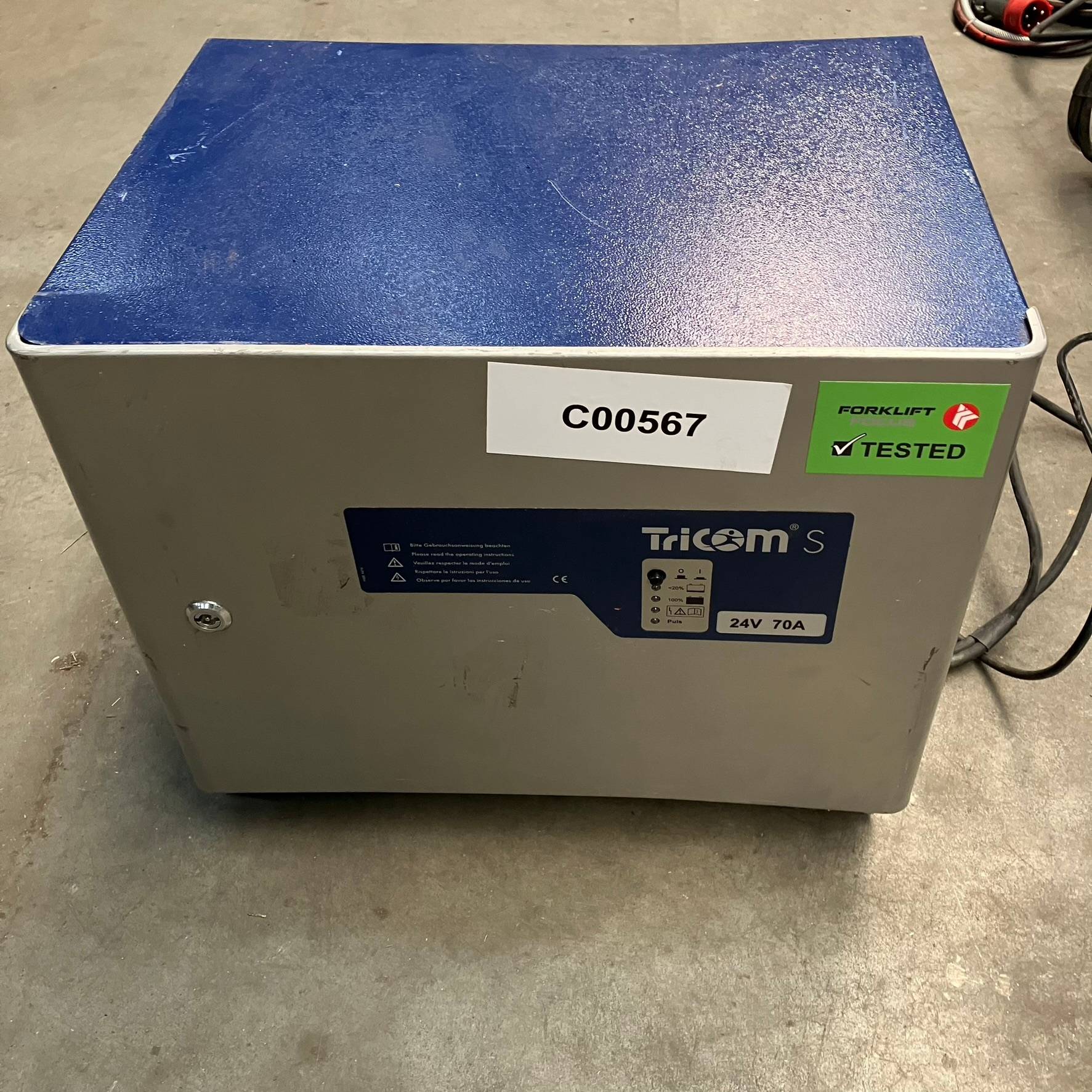 Tricom 24V/70A Tricom 24V/70A