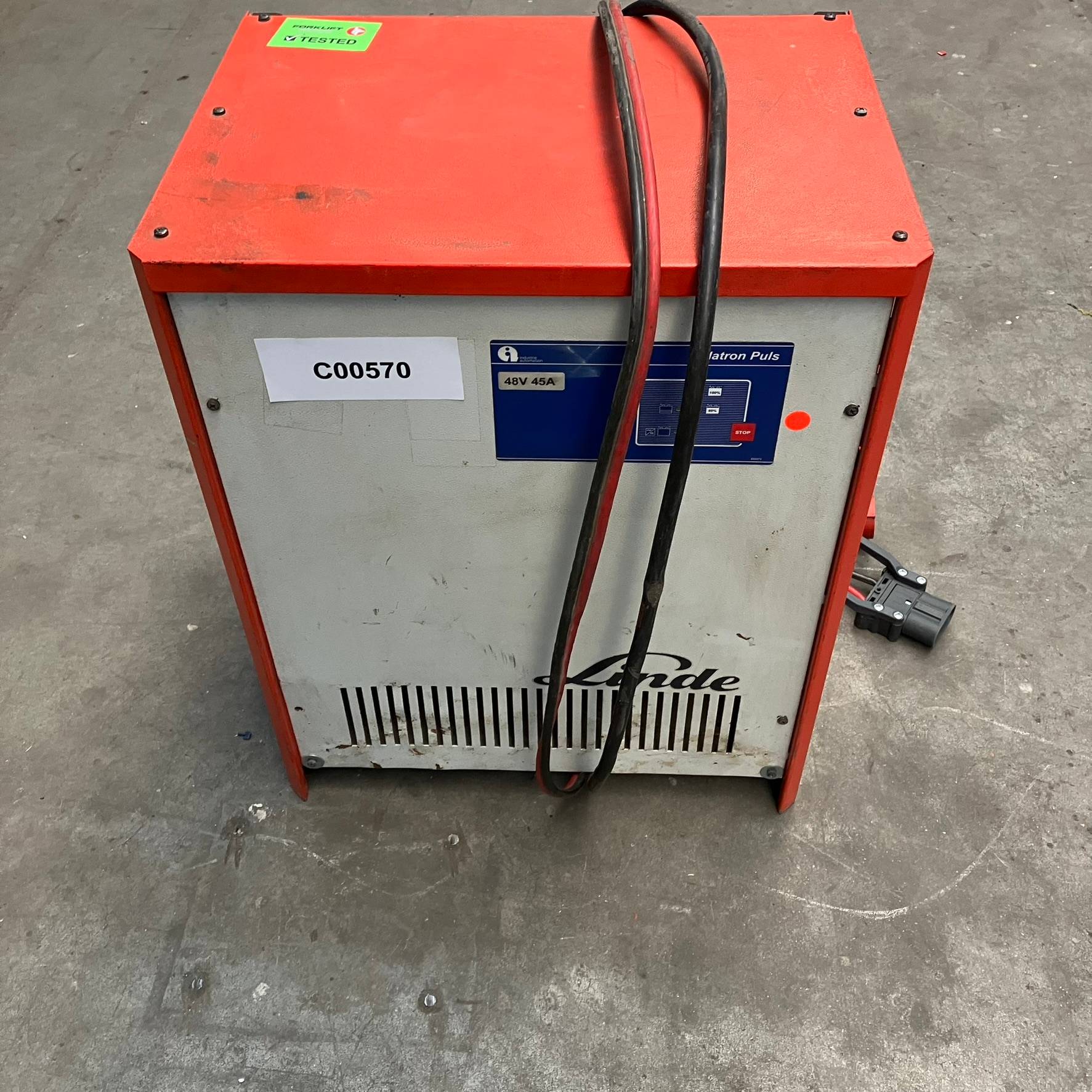 Hawker 48V/45A Hawker 48V/45A