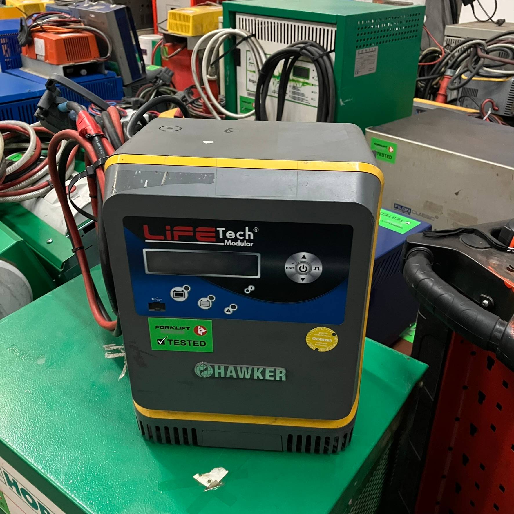 Hawker 24V/70A Hawker 24V/70A Lifetech Modular