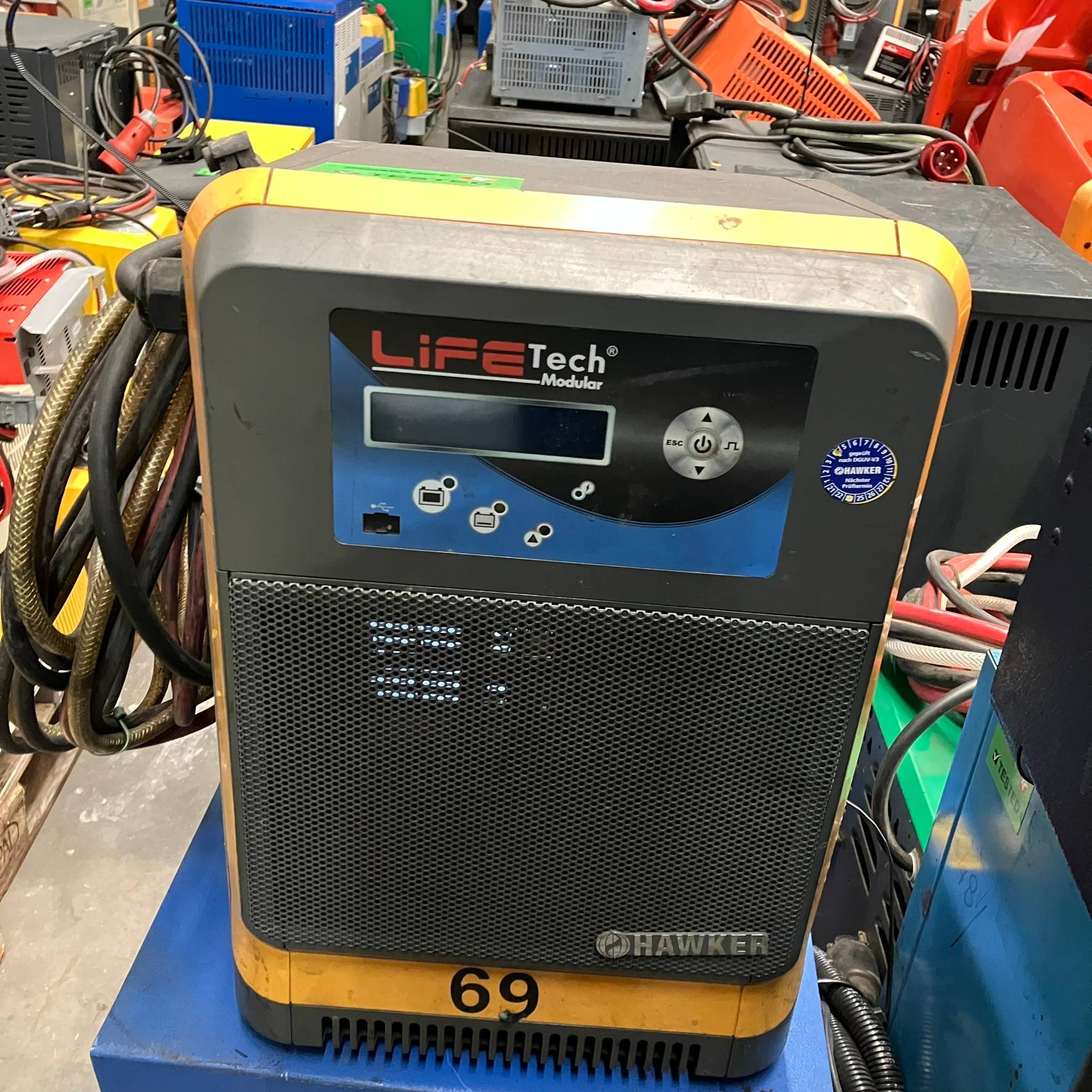 Hawker 24V/36V/48V Lifetech Modular Hawker 24V/36V/48V Lifetech Modular