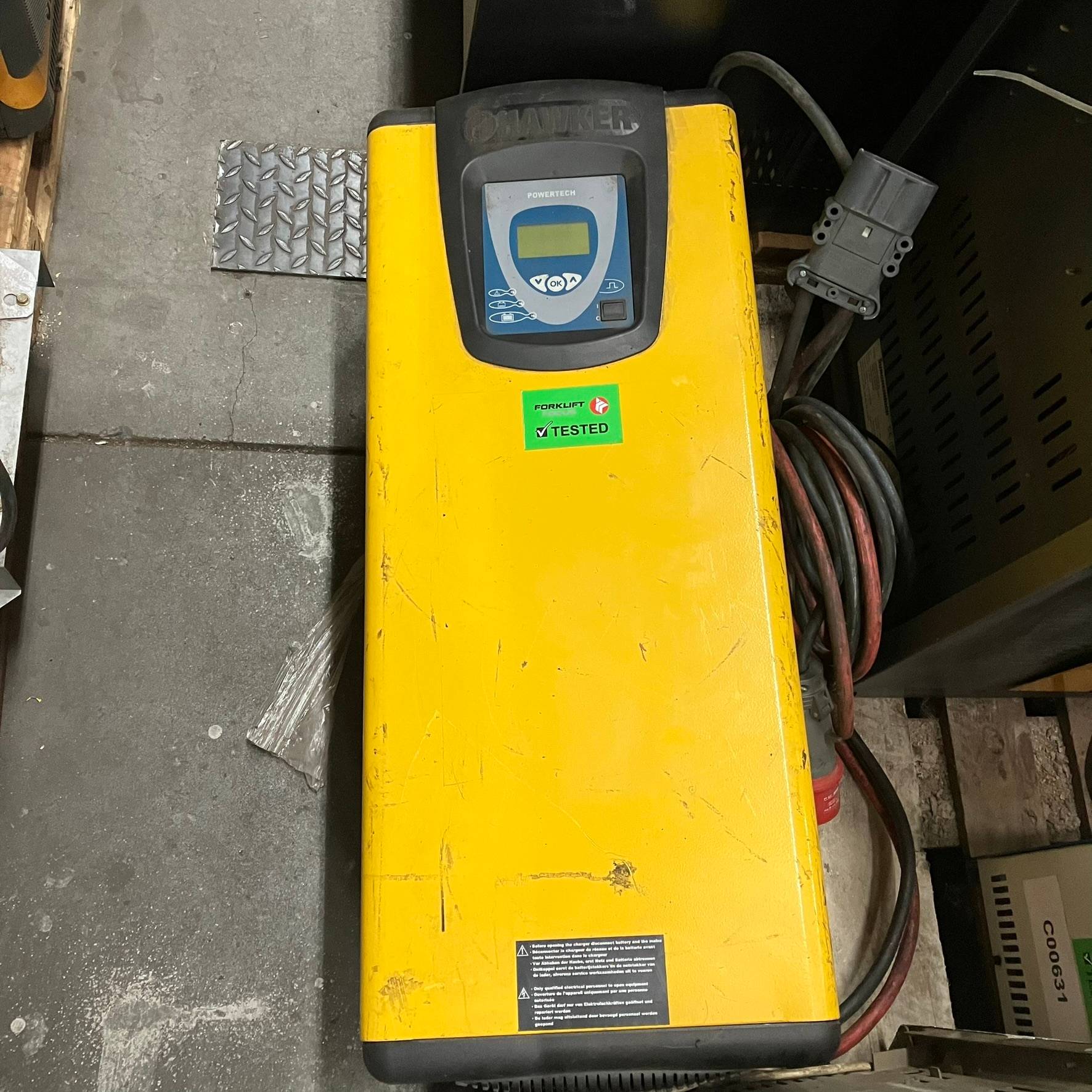 Hawker 24V/240A Hawker 24V/240A