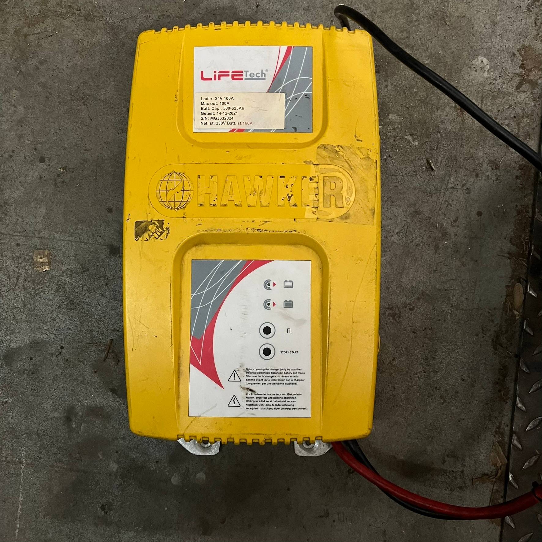 Hawker 24V/100A Lifetech Hawker 24V/100A Lifetech