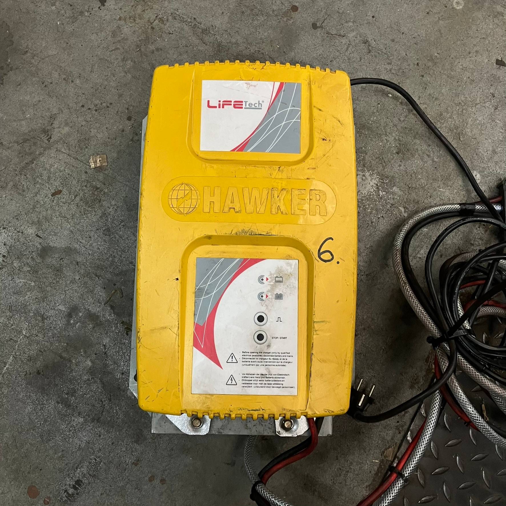 Hawker 24V/50A Lifetech Hawker 24V/50A Lifetech