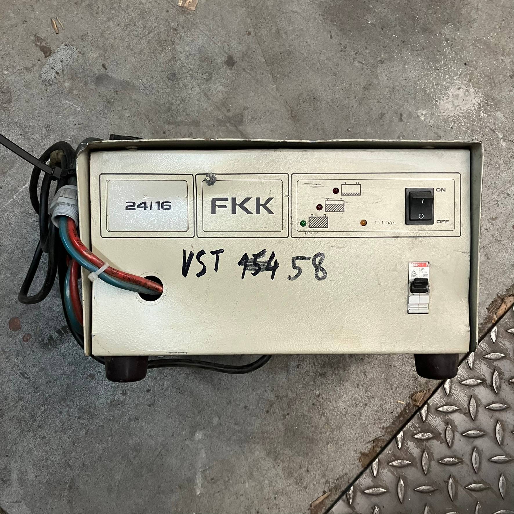 FKK 24V/16A FKK 24V/16A