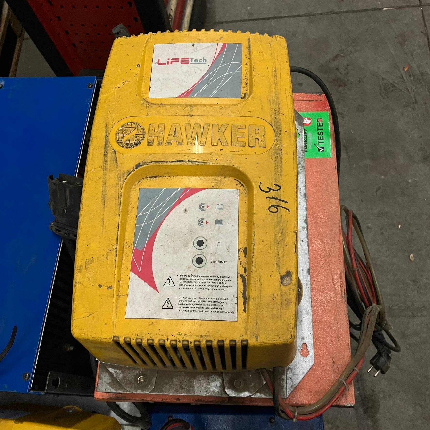 Hawker 24V/50A Lifetech Hawker 24V/50A Lifetech