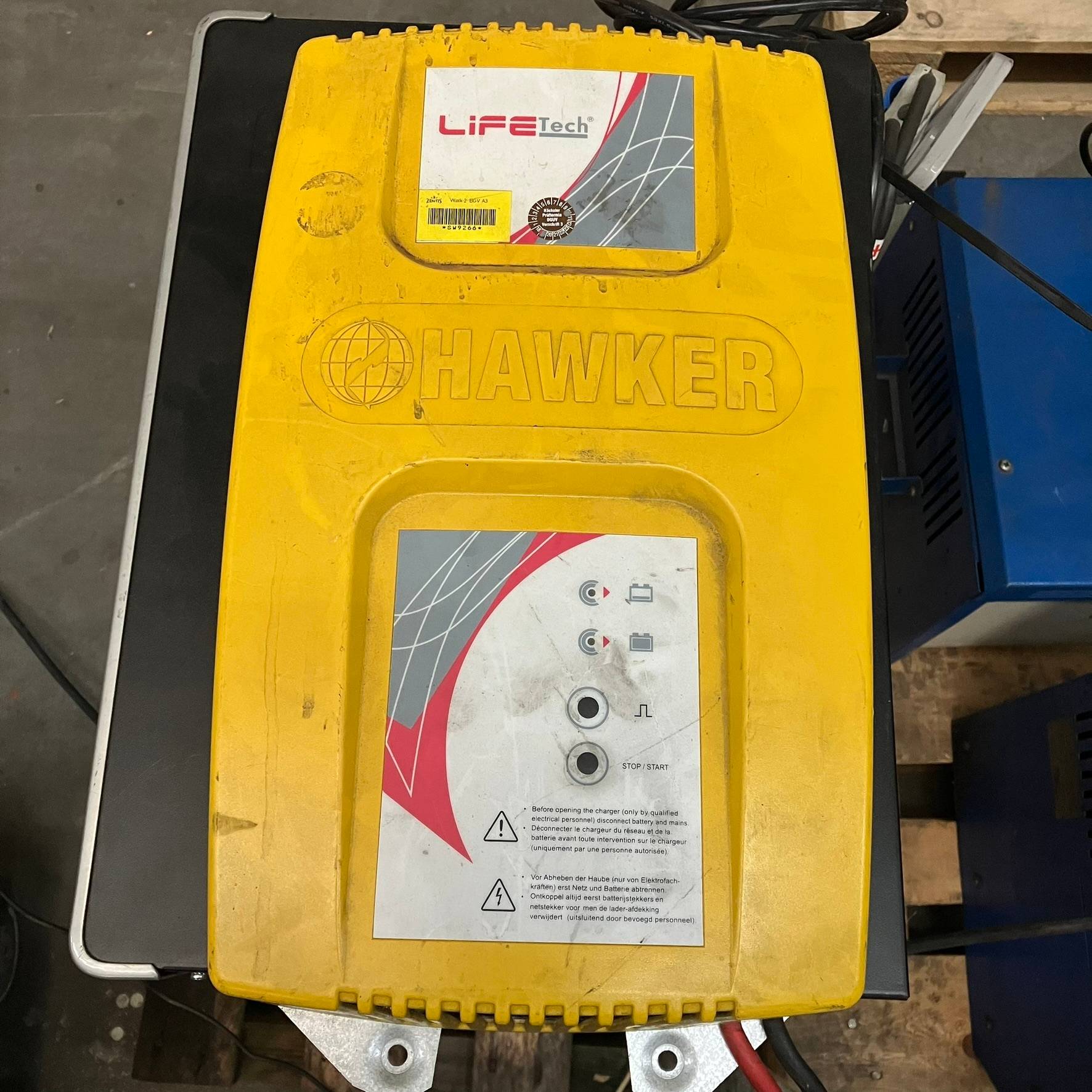 Hawker 24V/60A Life Tech Hawker 24V/60A Life Tech