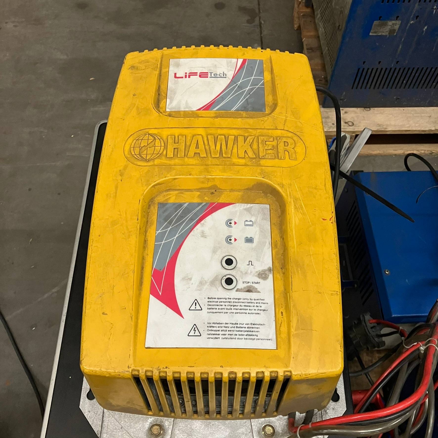 Hawker 24V/50A Life Tech Hawker 24V/50A Life Tech