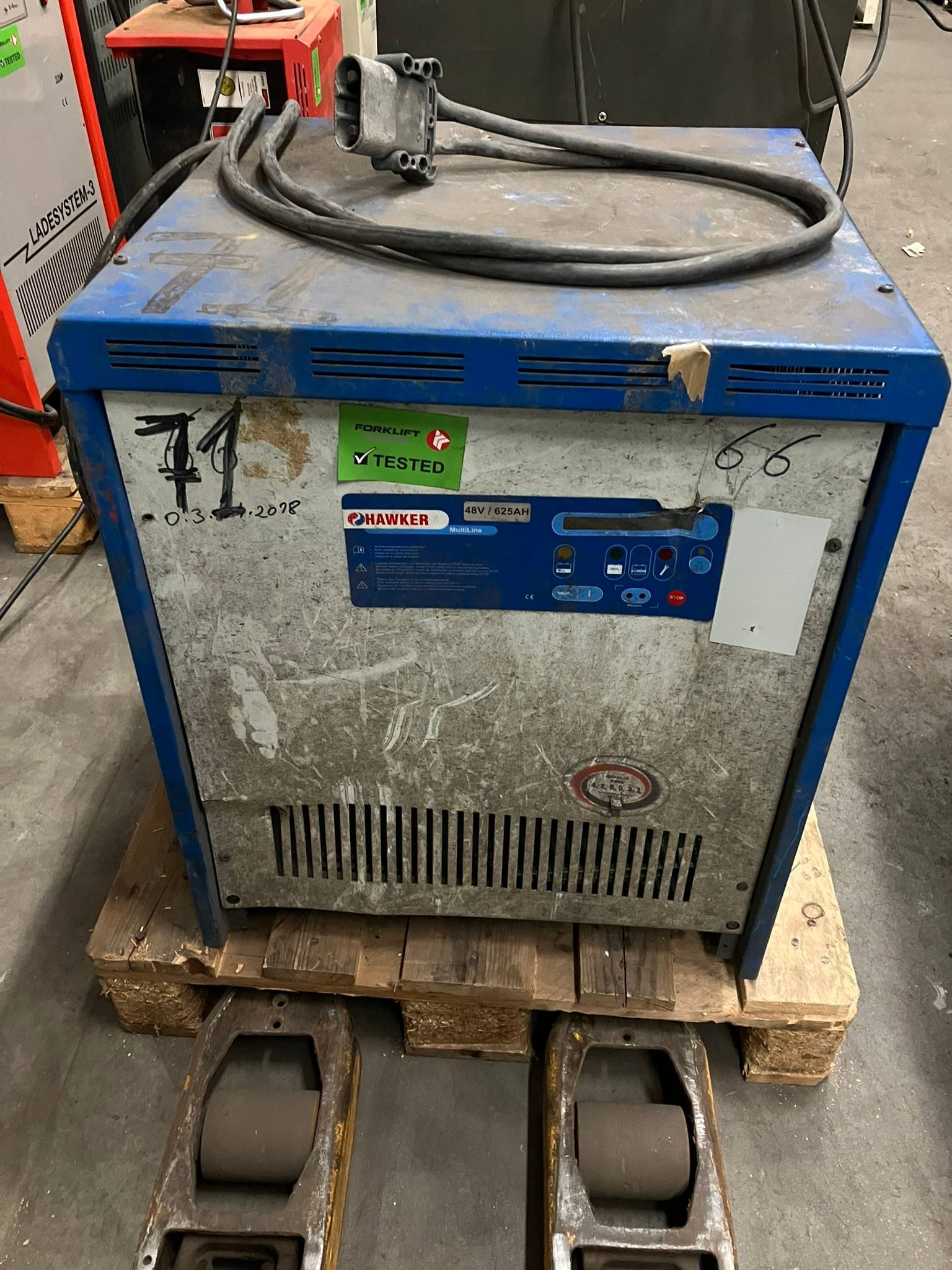 Hawker 48V/625A Multi Line Hawker 48V/625A Multi Line