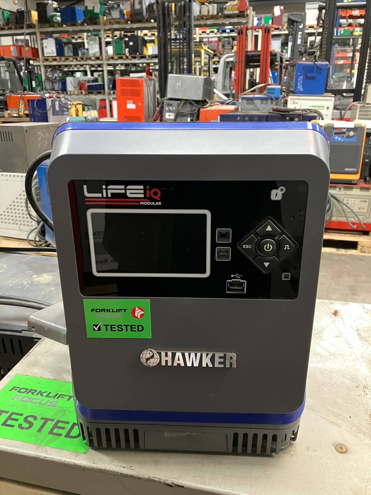Hawker 24V/72A Life IQ Modular Hawker 24V/72A Life IQ Modular
