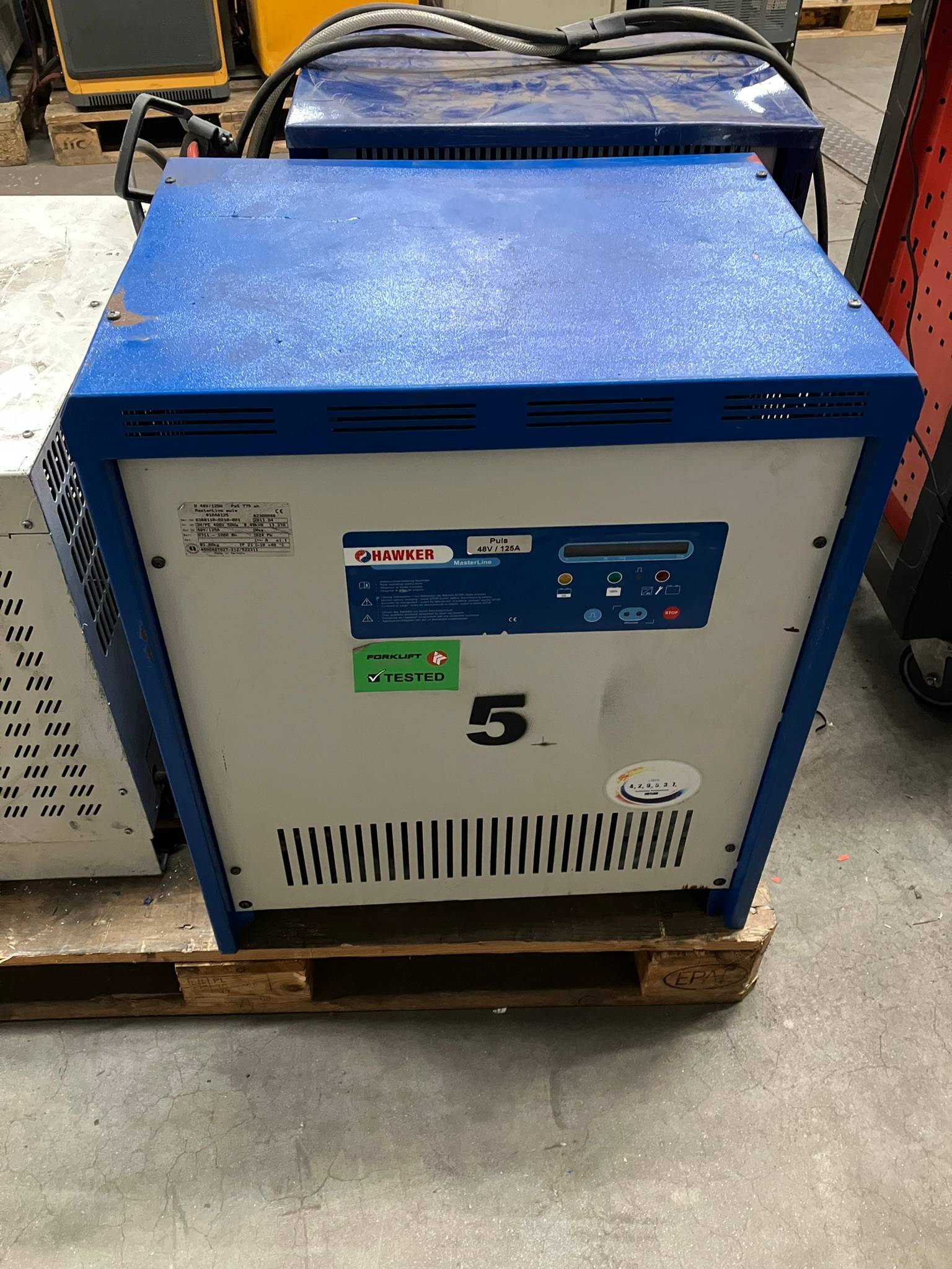 Hawker 48V/125A Master Line Hawker 48V/125A Master Line