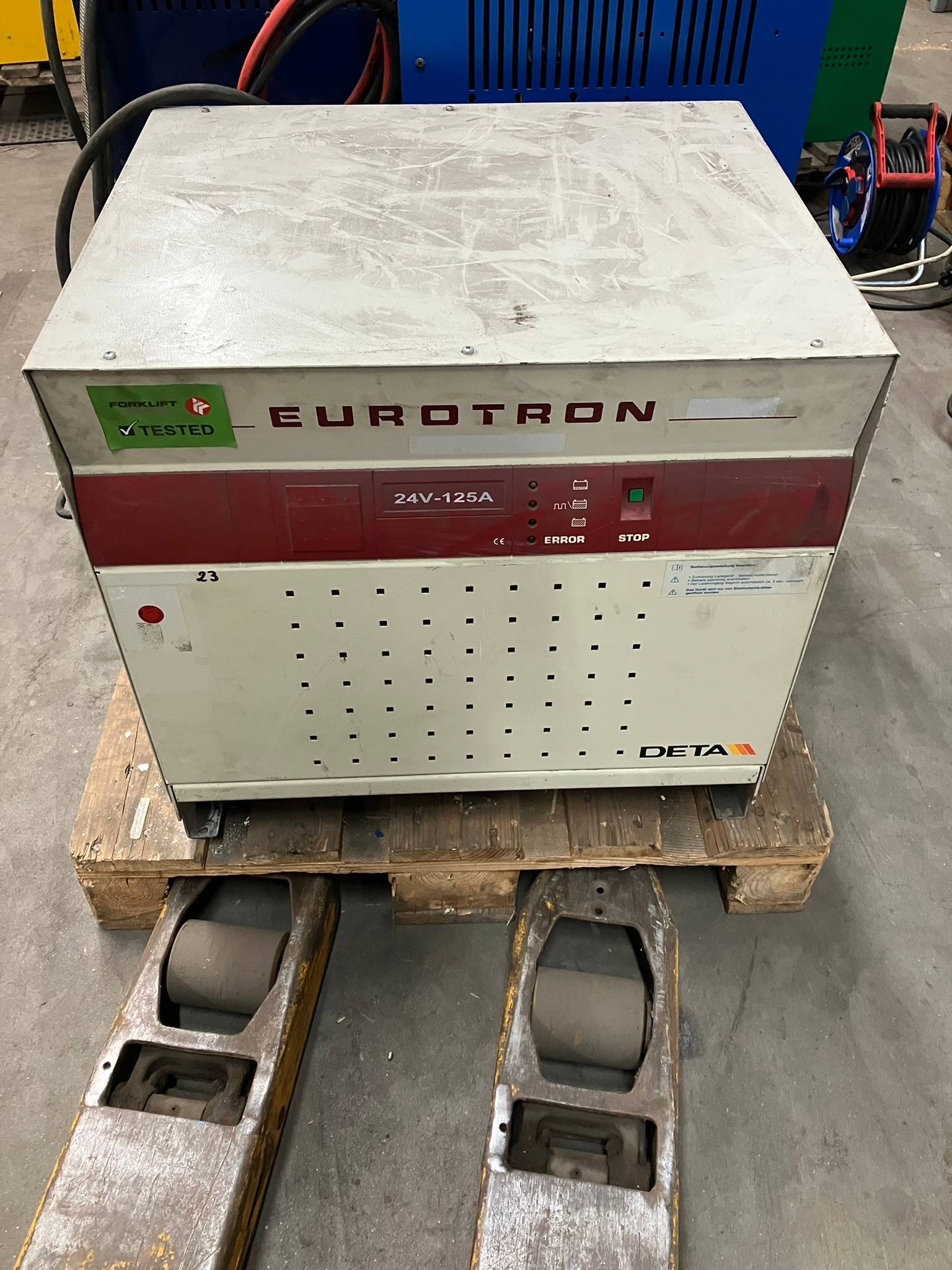 Benning 24V/125A Eurotron D400 Benning 24V/125A Eurotron D400