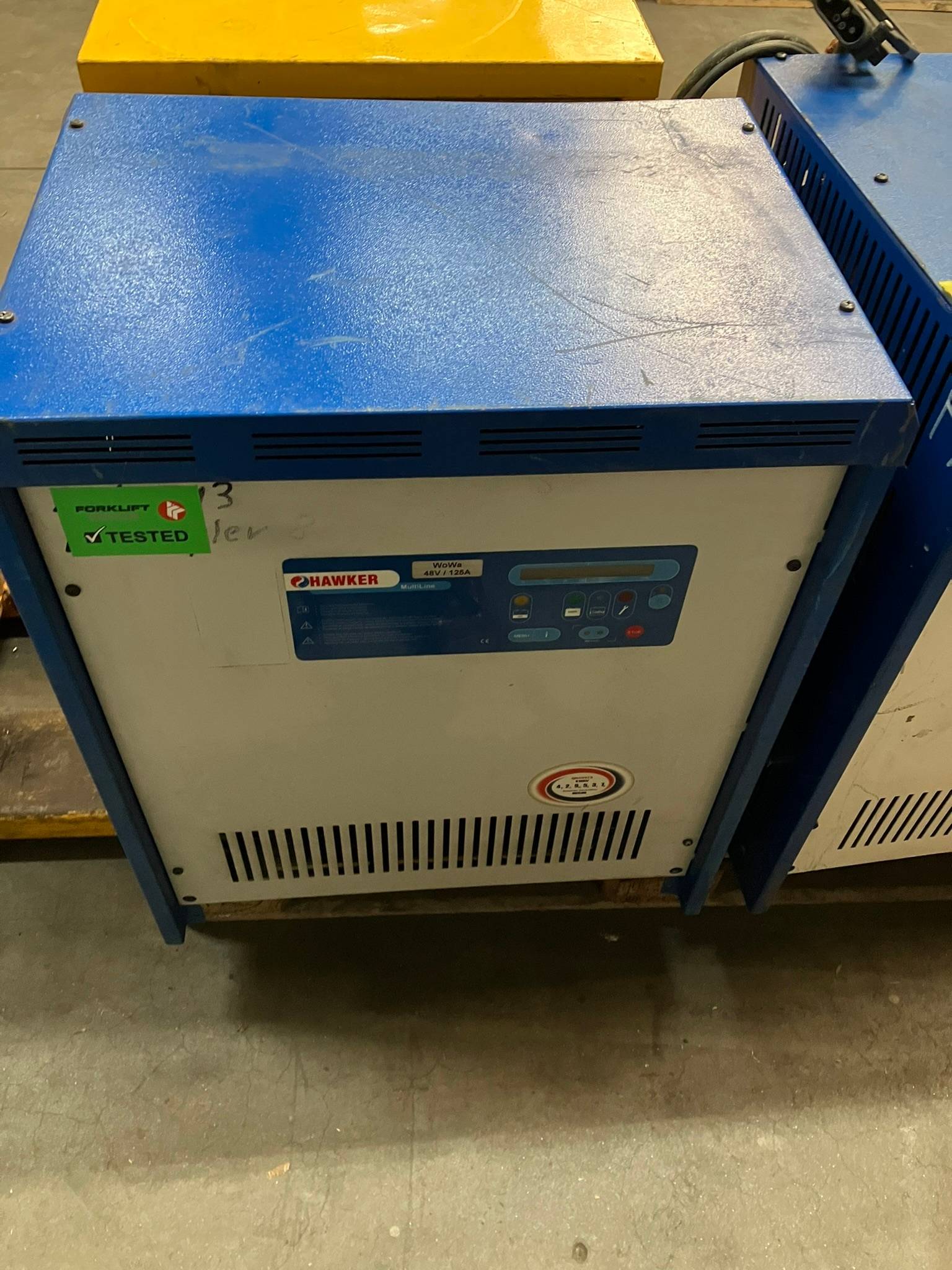 Hawker 48V/125A Multi Line Hawker 48V/125A Multi Line