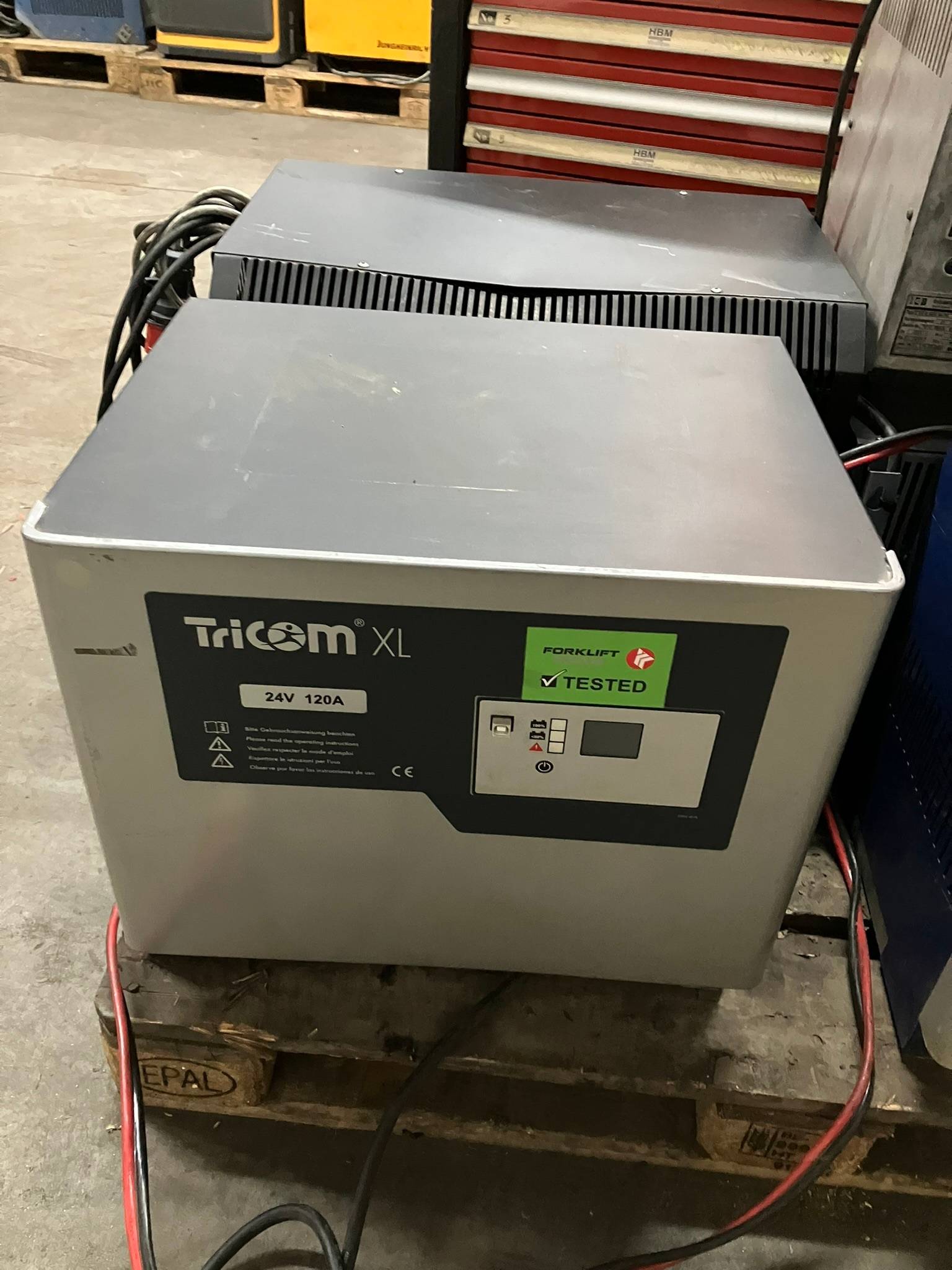 Tricom XL 24V/120A Tricom 24V/120A