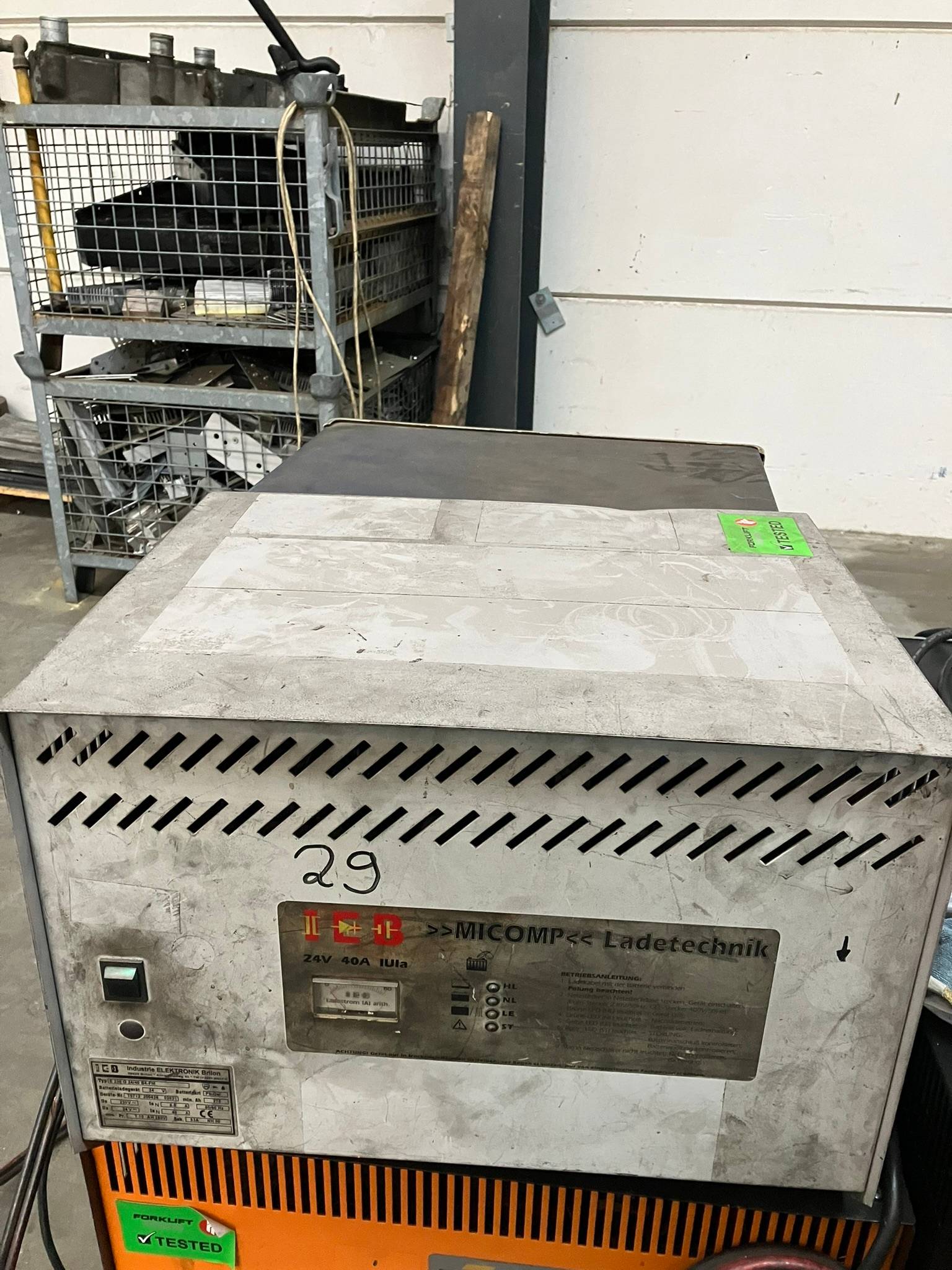 Exide  24V/40A Micomp E230 G Exide 24V/40A Micomp E230 G