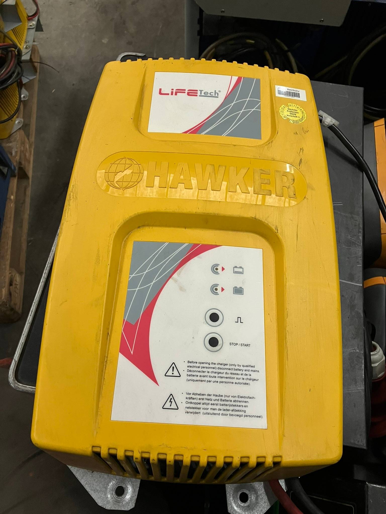 Hawker Life Tech 24V/60A Hawker 24V/60A Life Tech