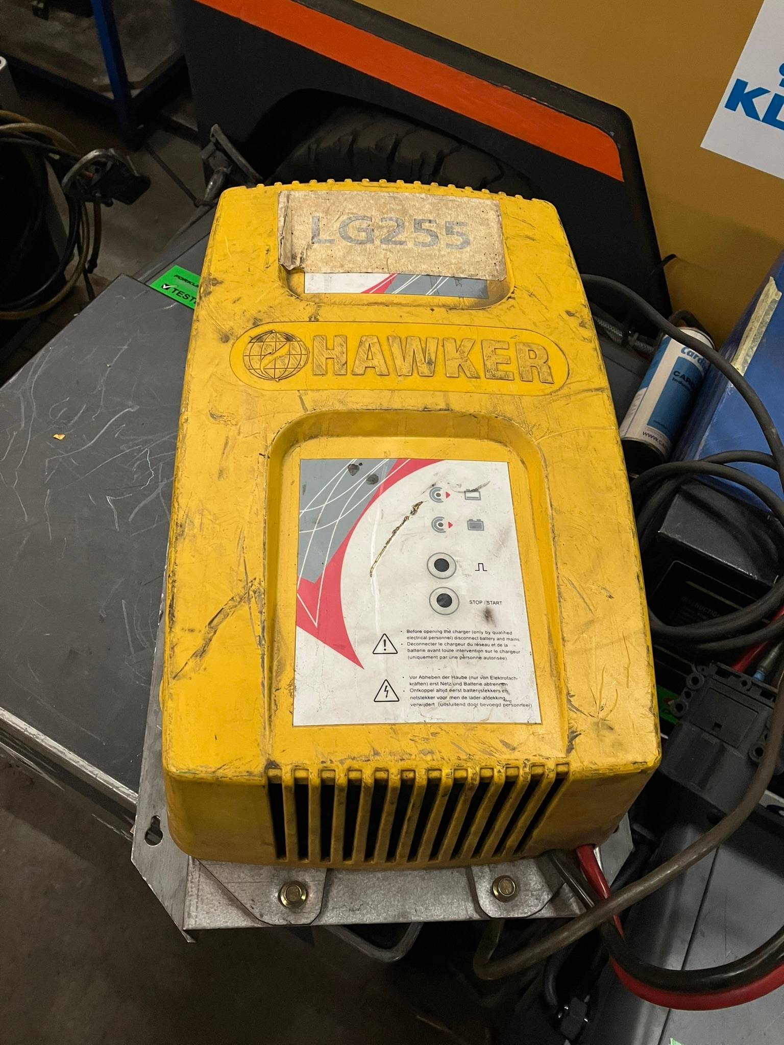 Hawker Life Tech 24V/70A Hawker 24V/70A  Life Tech