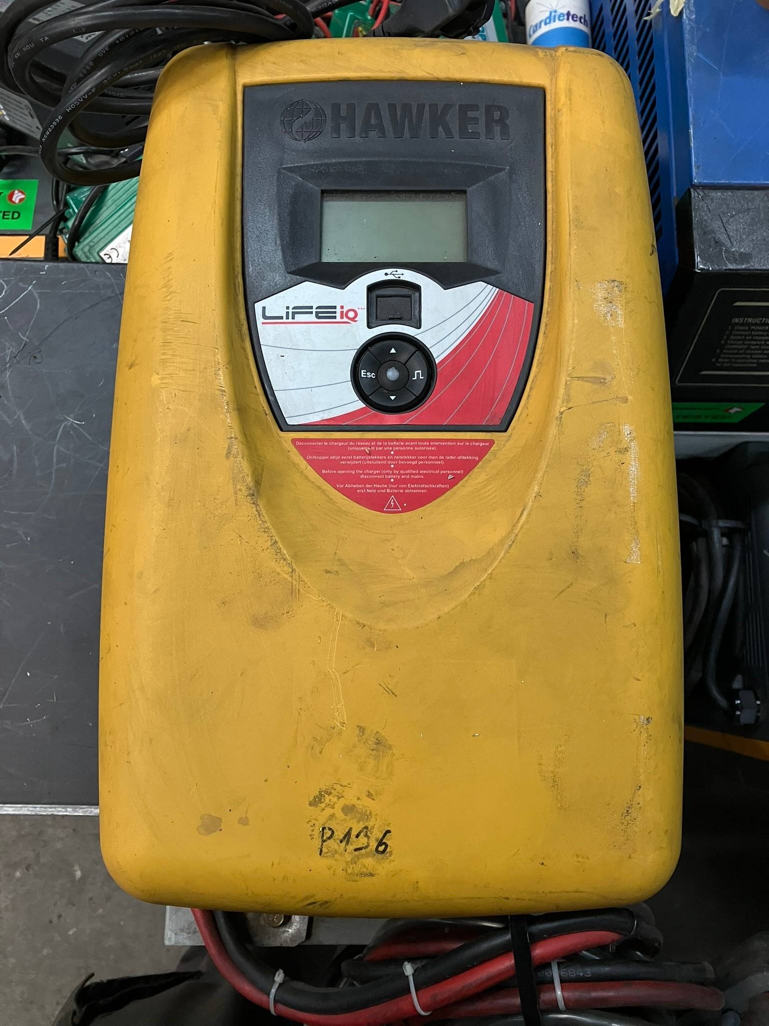 Hawker Life IQ 24V/70A Hawker 24V/70A  Life IQ