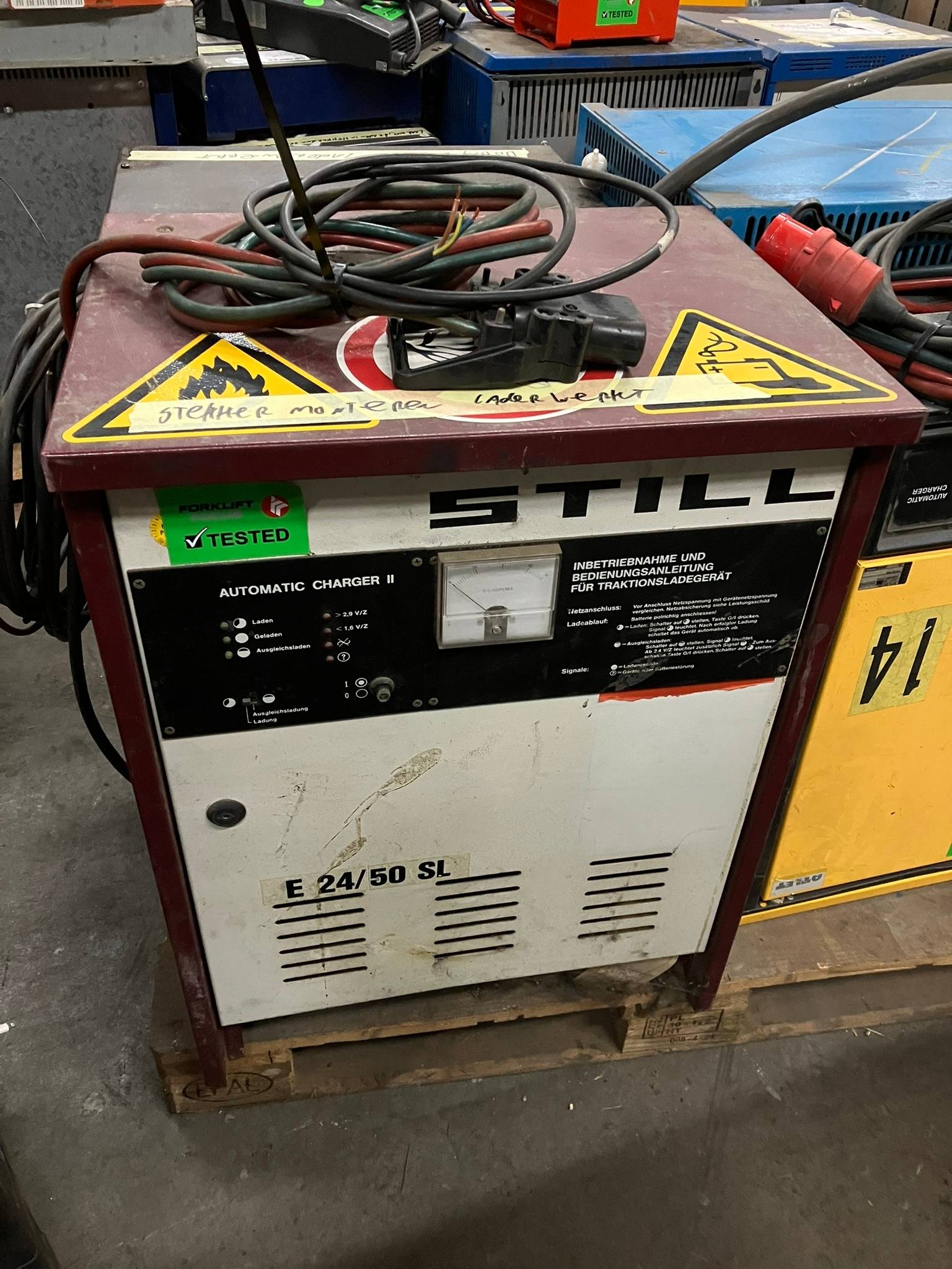 Still Automatic 24V/50A Still 24V/50A Still Automatic