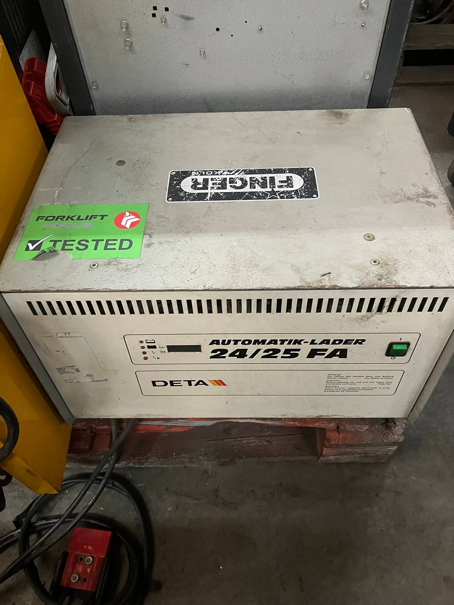 Deta 24V/25A Deta 24V/25A