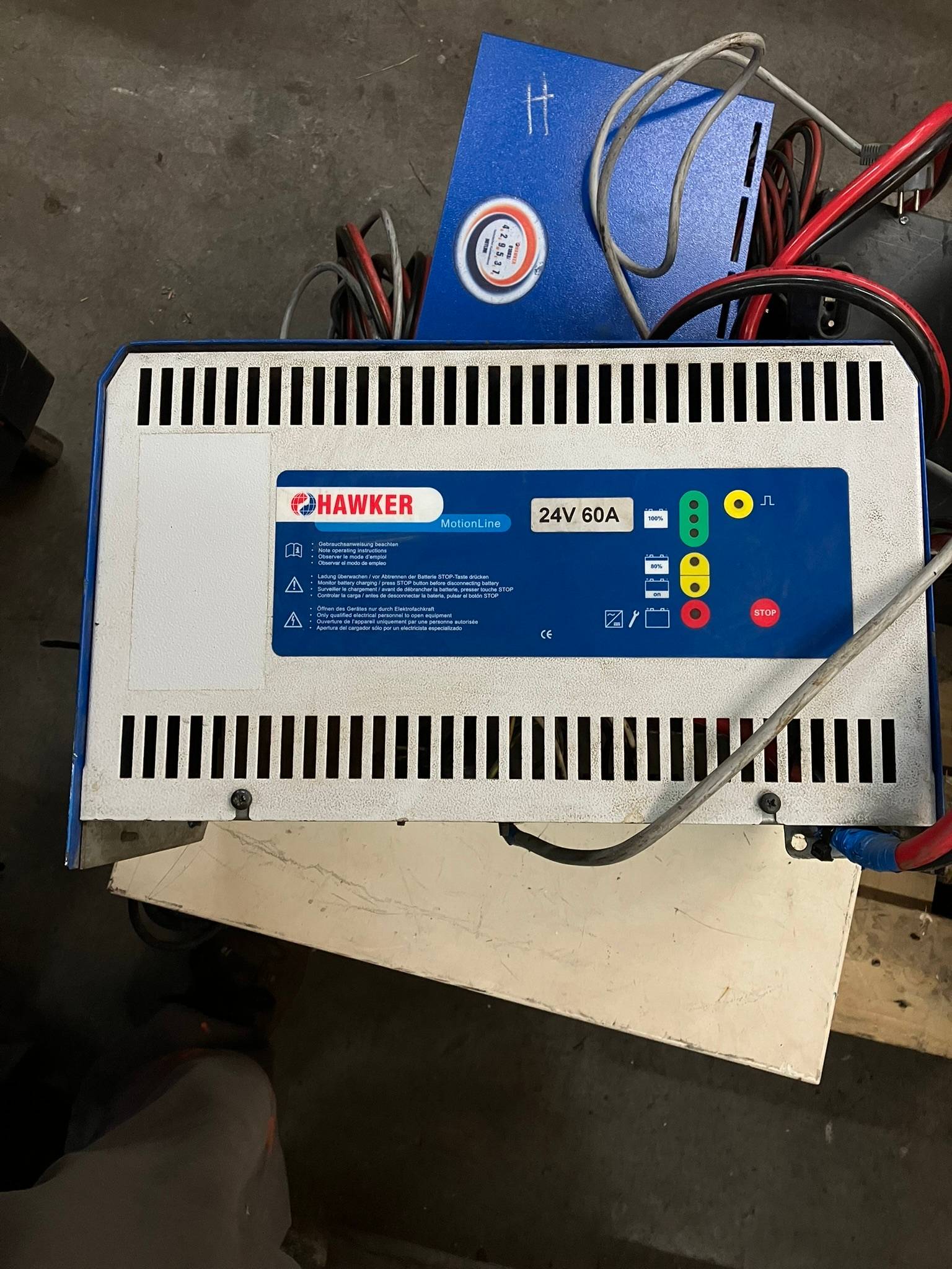Hawker Motion Line 24V/60A Hawker 24V/60A Motion Line | Forklift Focus