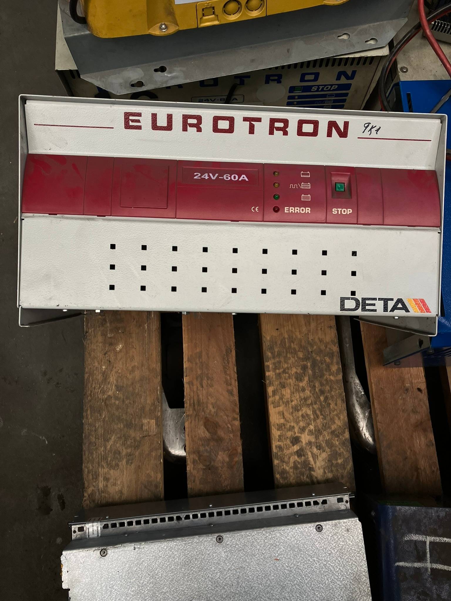 Benning Eurotron 24V/60A Benning 24V/60A Eurotron