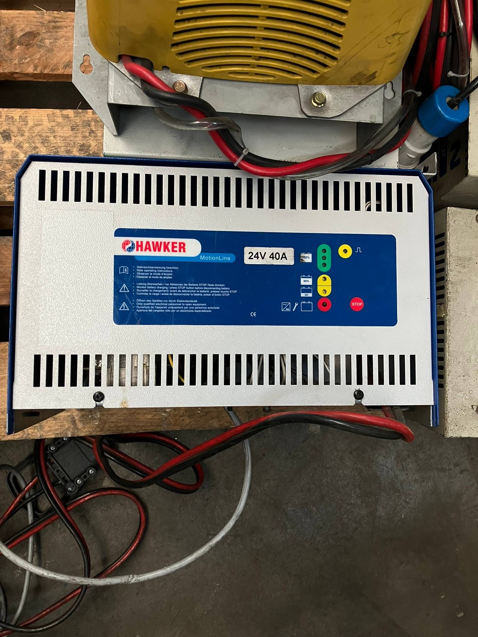 Hawker Motion Line 24V/40A Hawker 24V/40A Motion Line