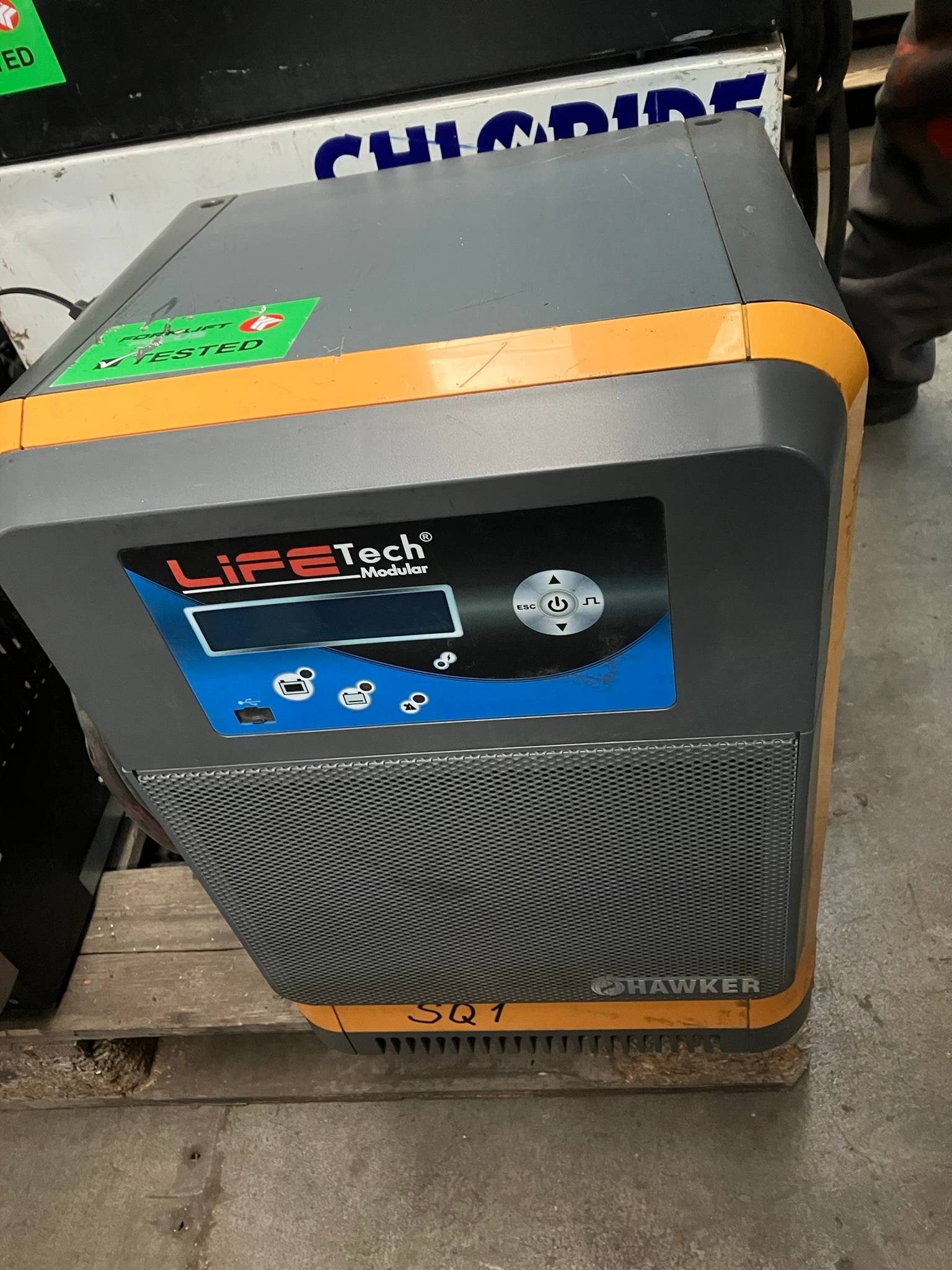 Hawker Lifetech Modular 48V/120A Hawker 48V/120A Lifetech Modular