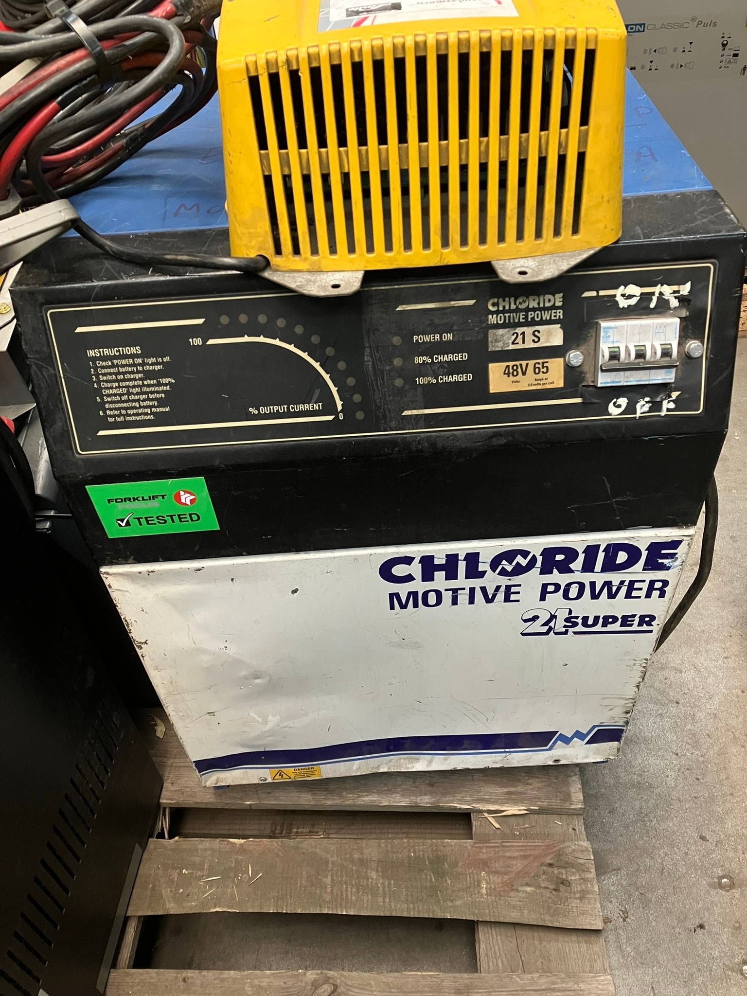 Chloride Motive Power 48V/65A Chloride 48V/65A Motive Power