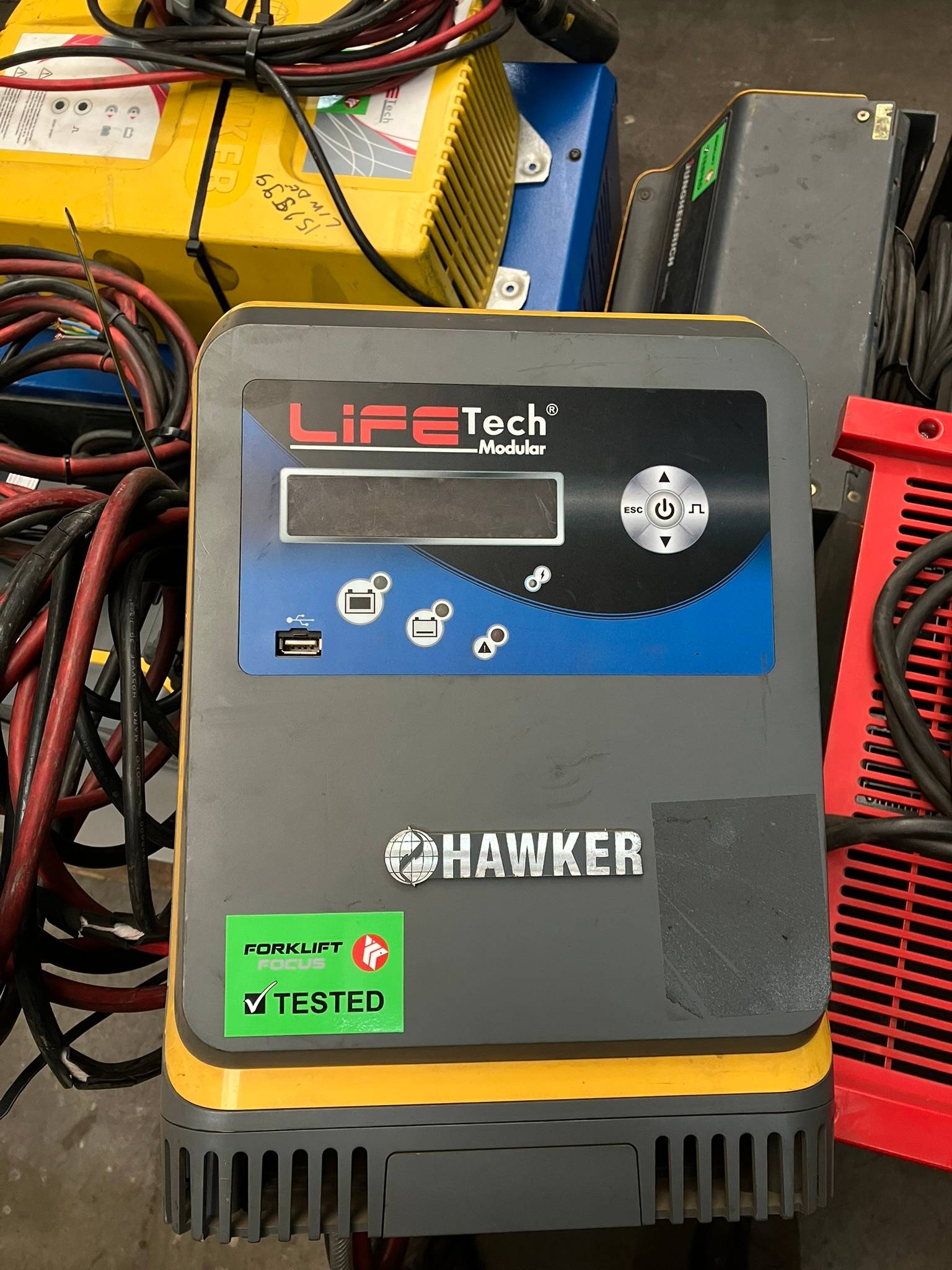 Hawker Lifetech Modular 24V/72A Hawker 24V/72A Lifetech Modular