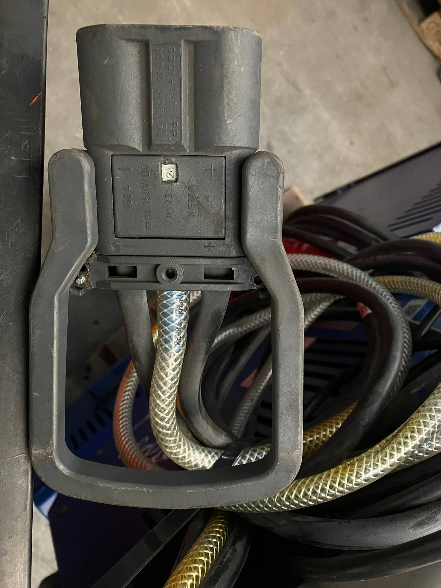 IEB Filon Futur 24V/90A IEB 24V/90A Filon Futur | Forklift Focus