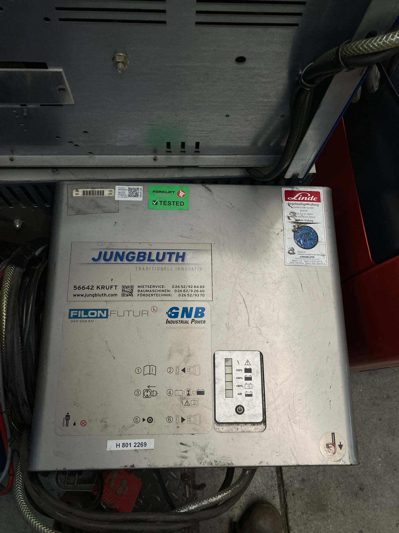 IEB Filon Futur 24V/90A IEB 24V/90A Filon Futur | Forklift Focus
