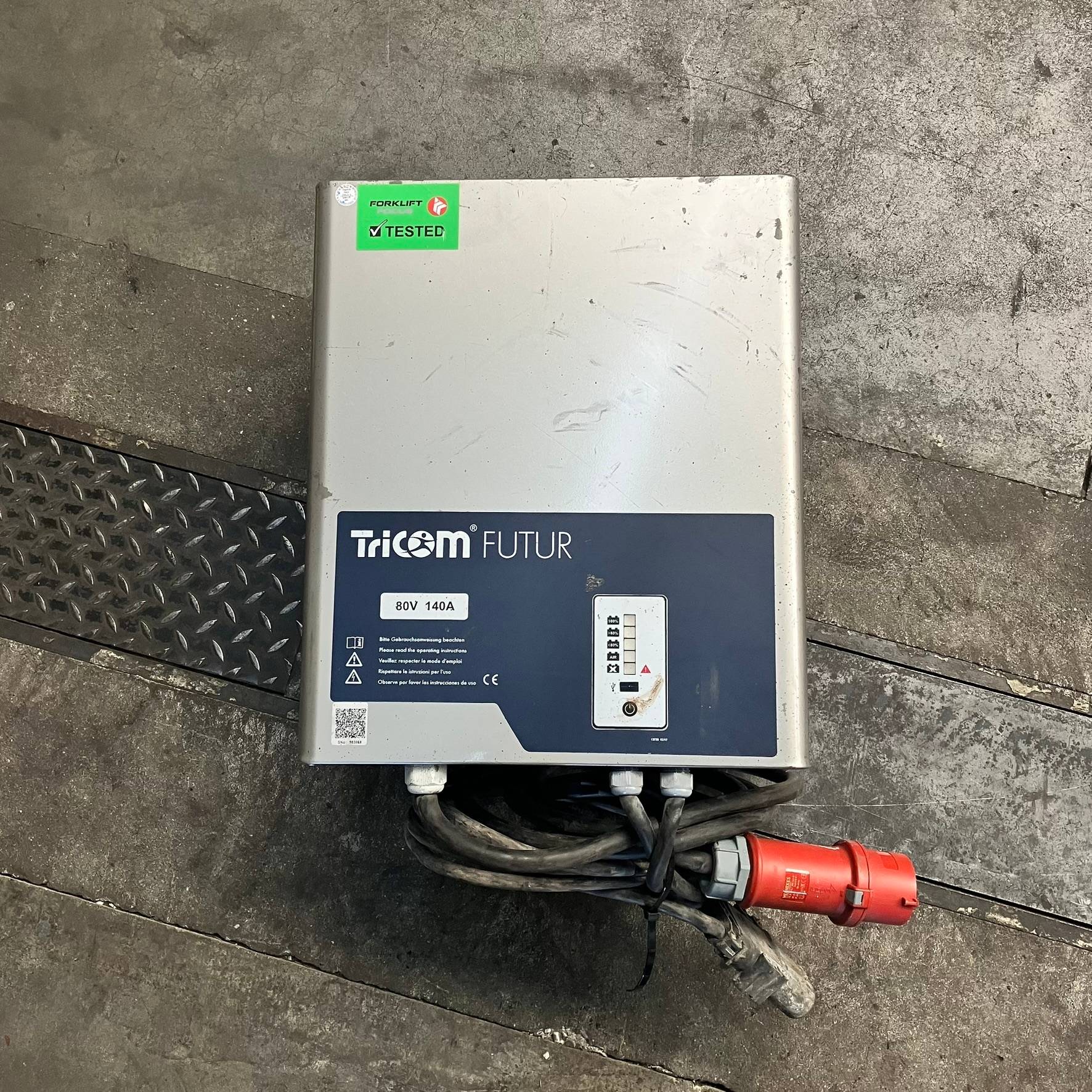 Tricom Future 80V/140A Hawker 80V/140A  Future