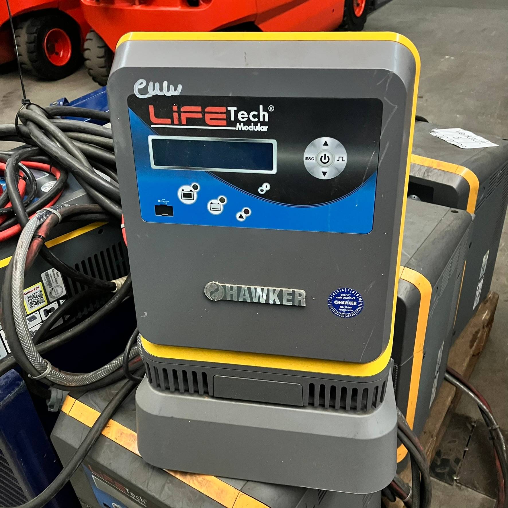 Hawker Lifetech Modular 24V/72A Hawker 24V/72A Lifetech Modular