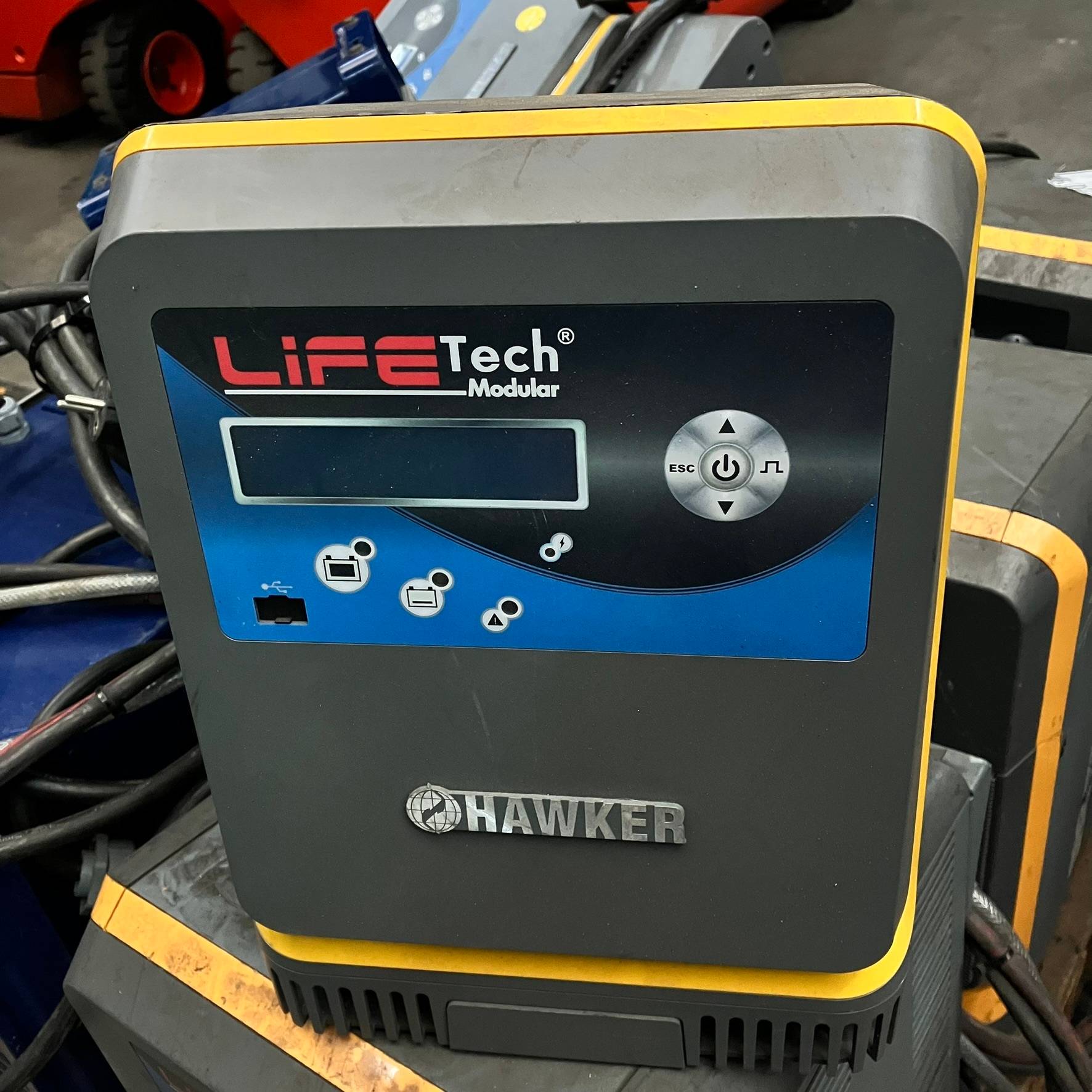Hawker Lifetech Modular 24V/72A Hawker 24V/72A Lifetech Modular