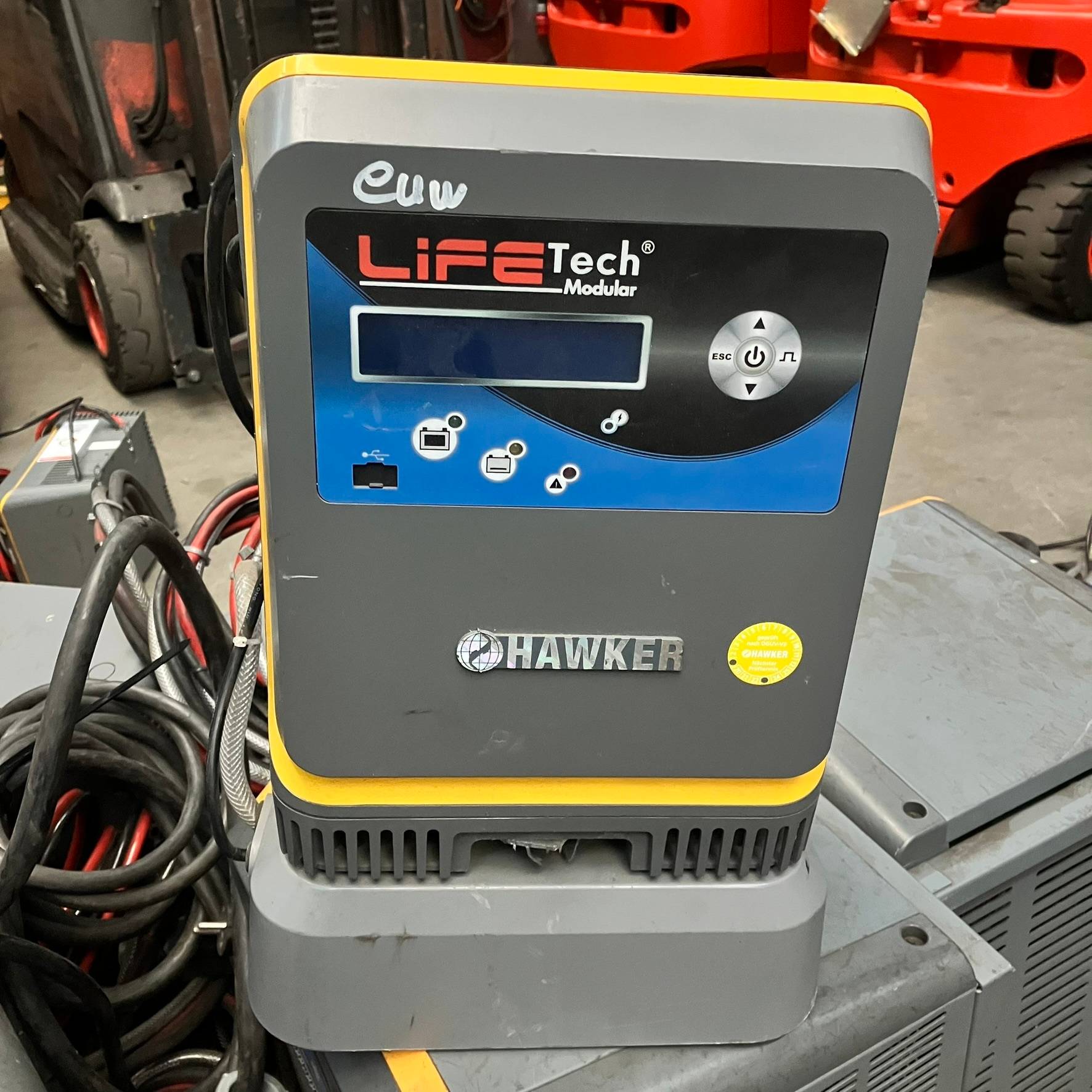 Hawker Lifetech Modular 24V/72A Hawker 24V/72A Lifetech Modular