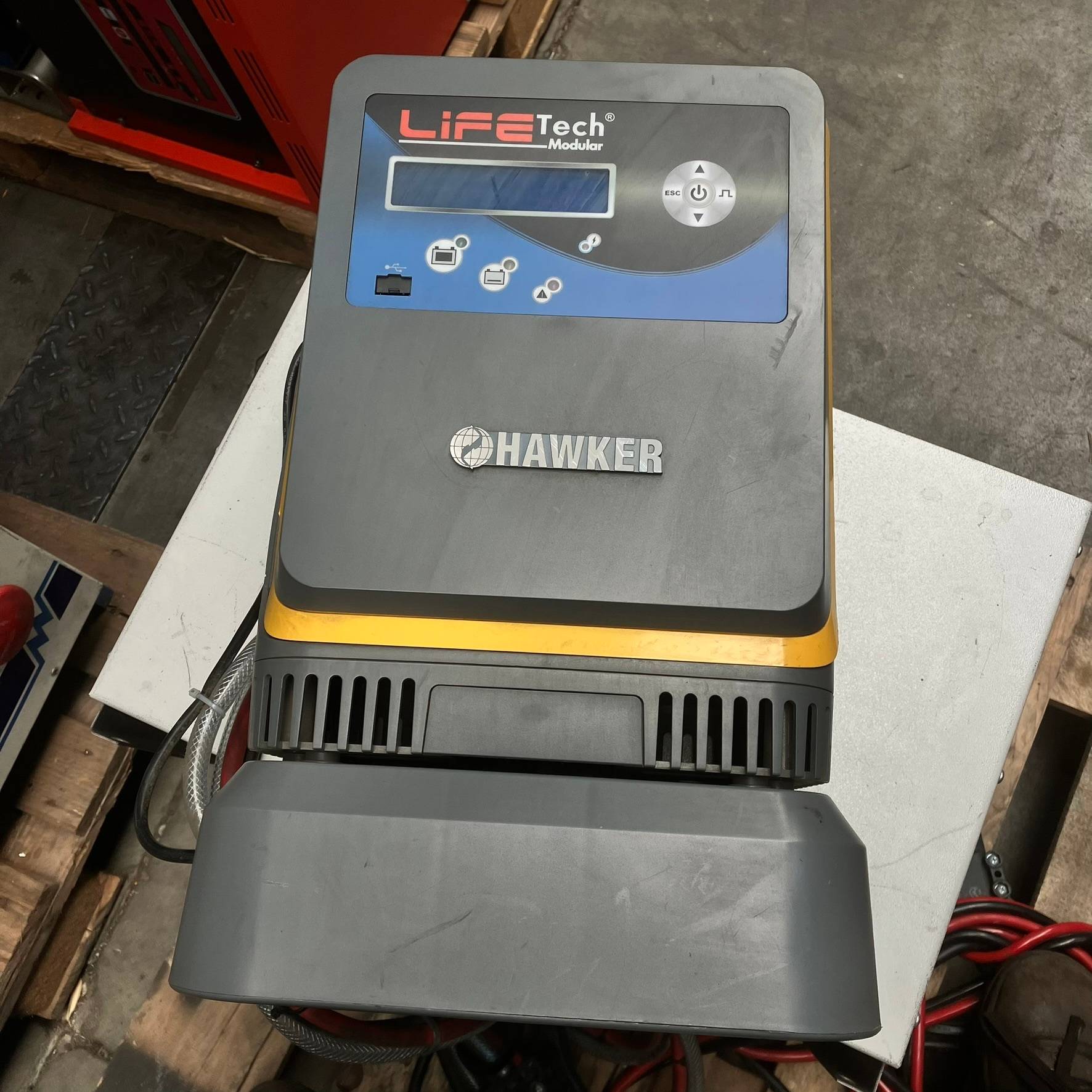 Hawker Lifetech Modular 24V/72A Hawker Lifetech Modular 24V/72A