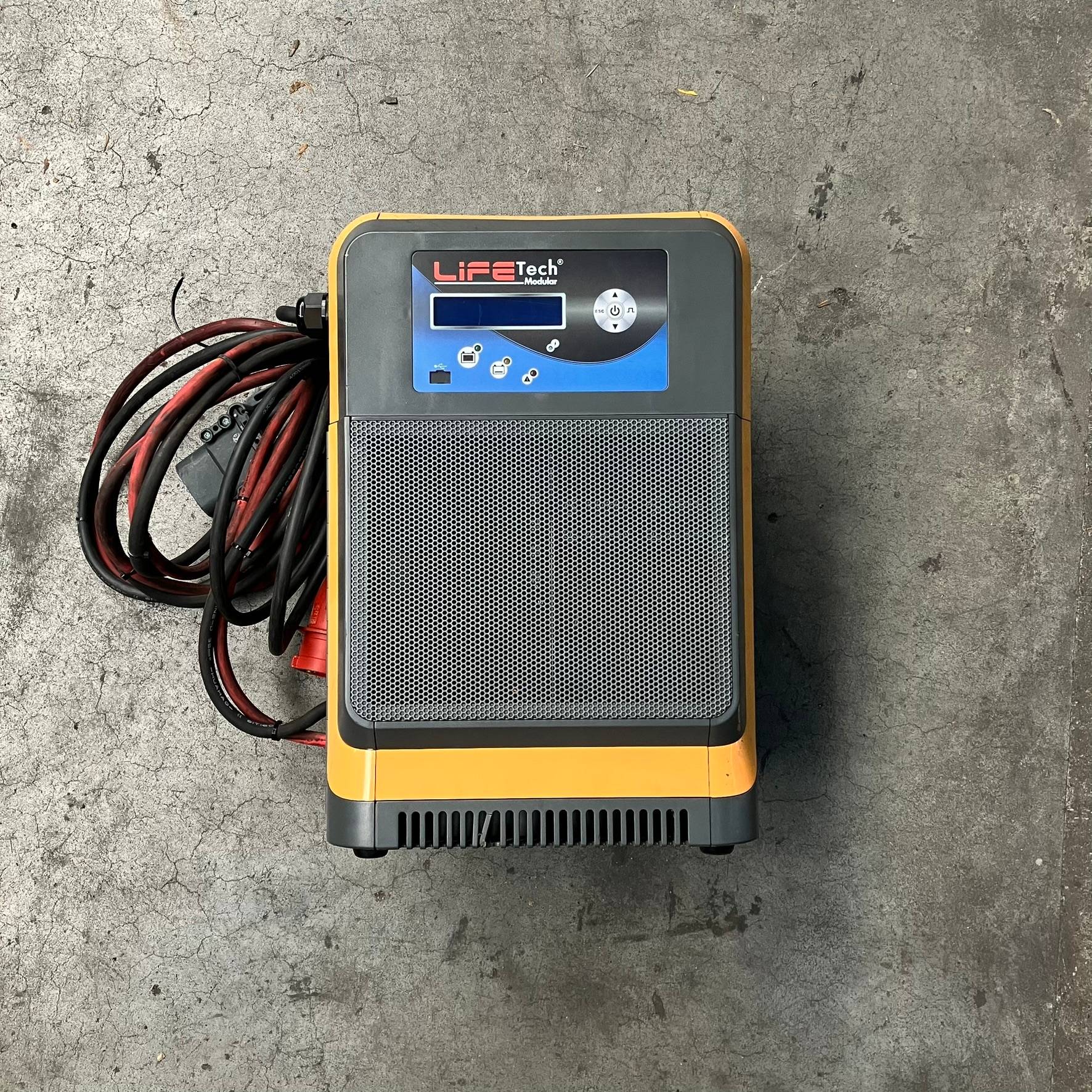 Hawker Lifetech Modular 48V/120A Hawker Lifetech Modular