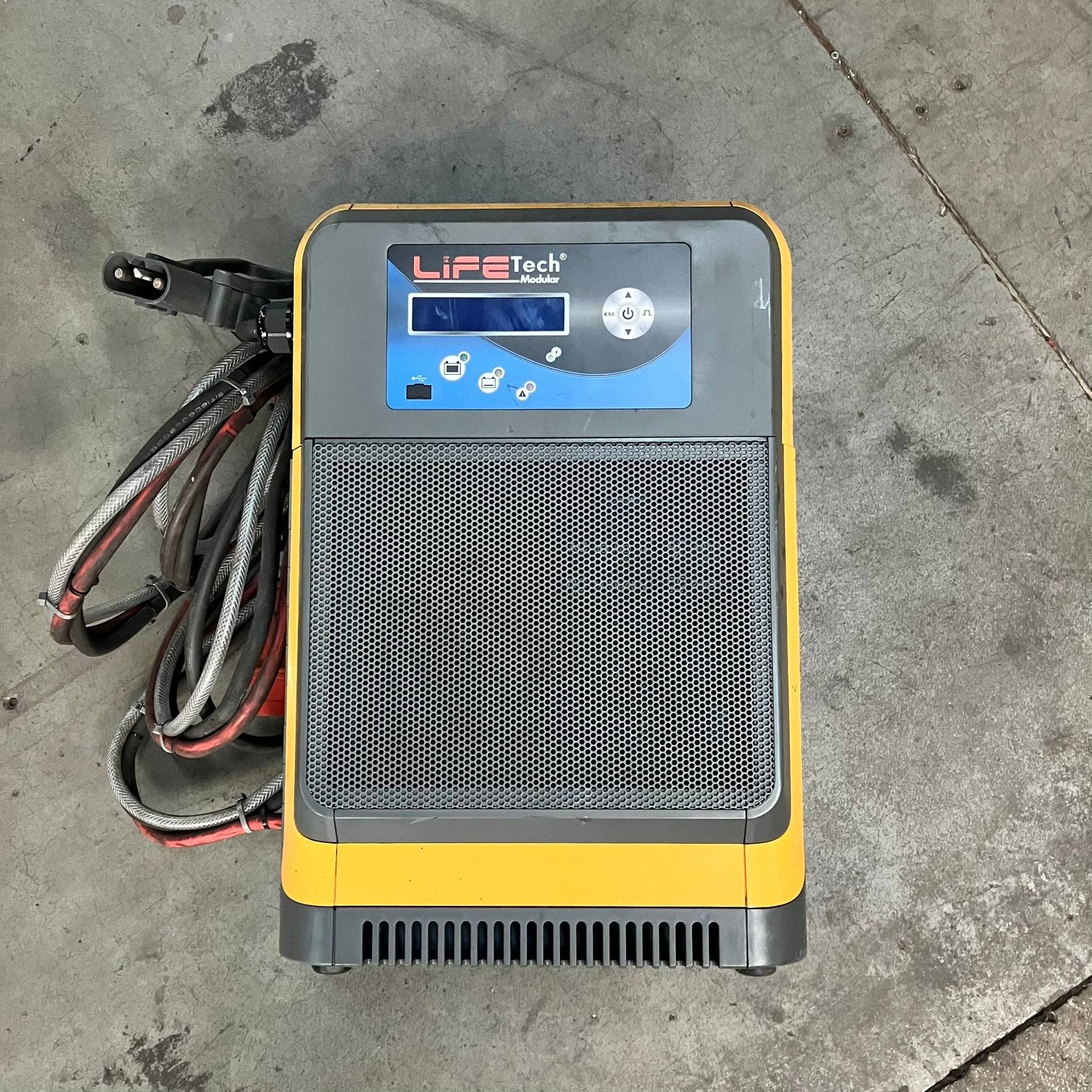 Hawker Lifetech Modular 48V/120A Hawker Lifetech Modular