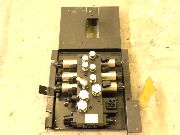 Hydraulic block for Caterpillar  NR16N Caterpillar  (482999)