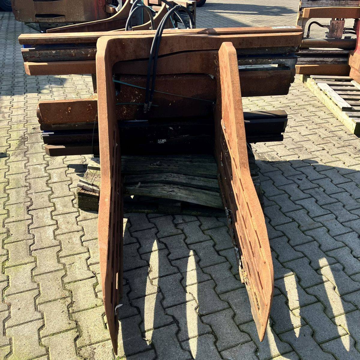 Bale Clamp Cascade 120G-WCS-4A-36936