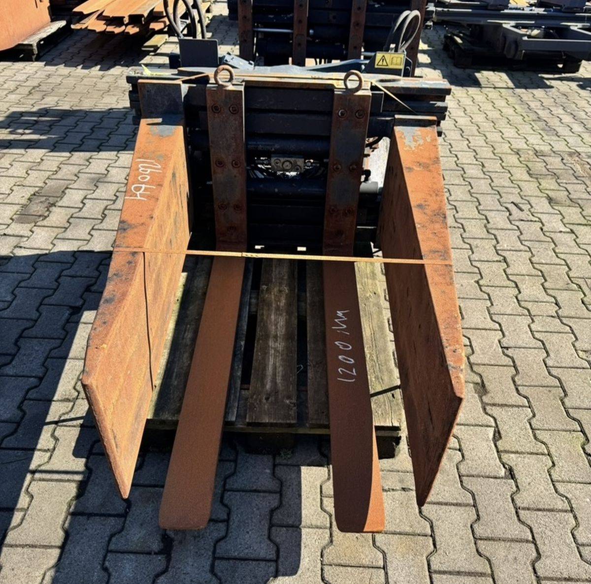 Rotating Baleclamp with forks Stabau S15