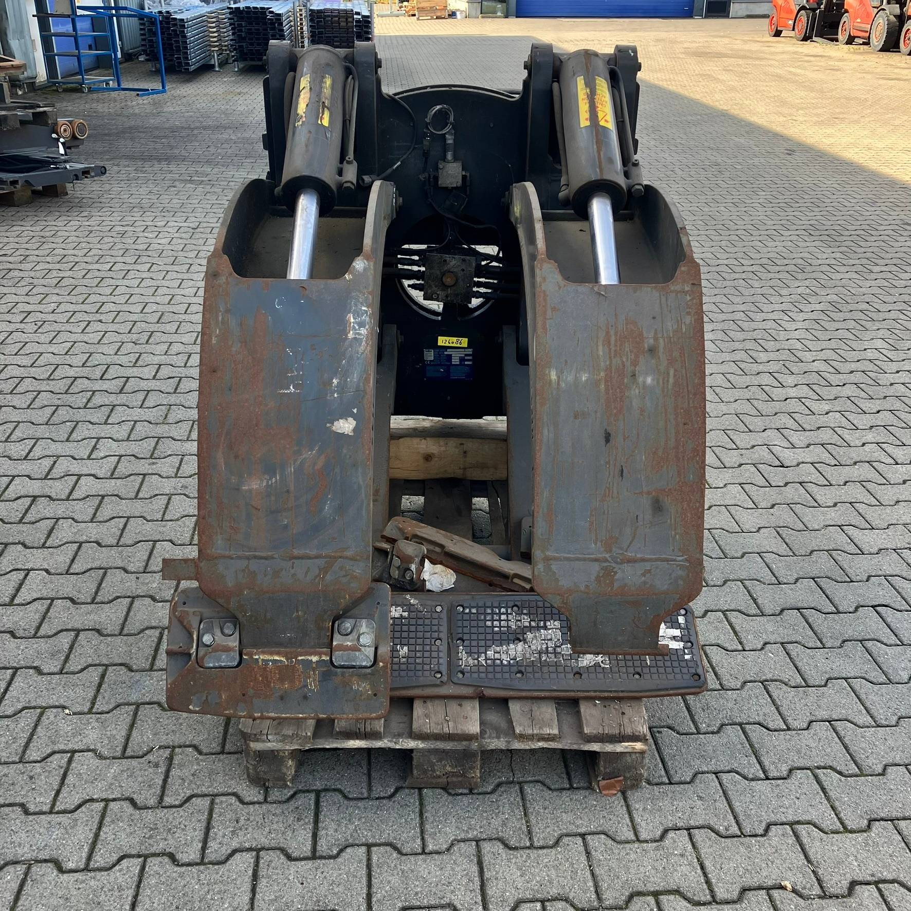 Roll Clamp Cascade 72G73486 RO